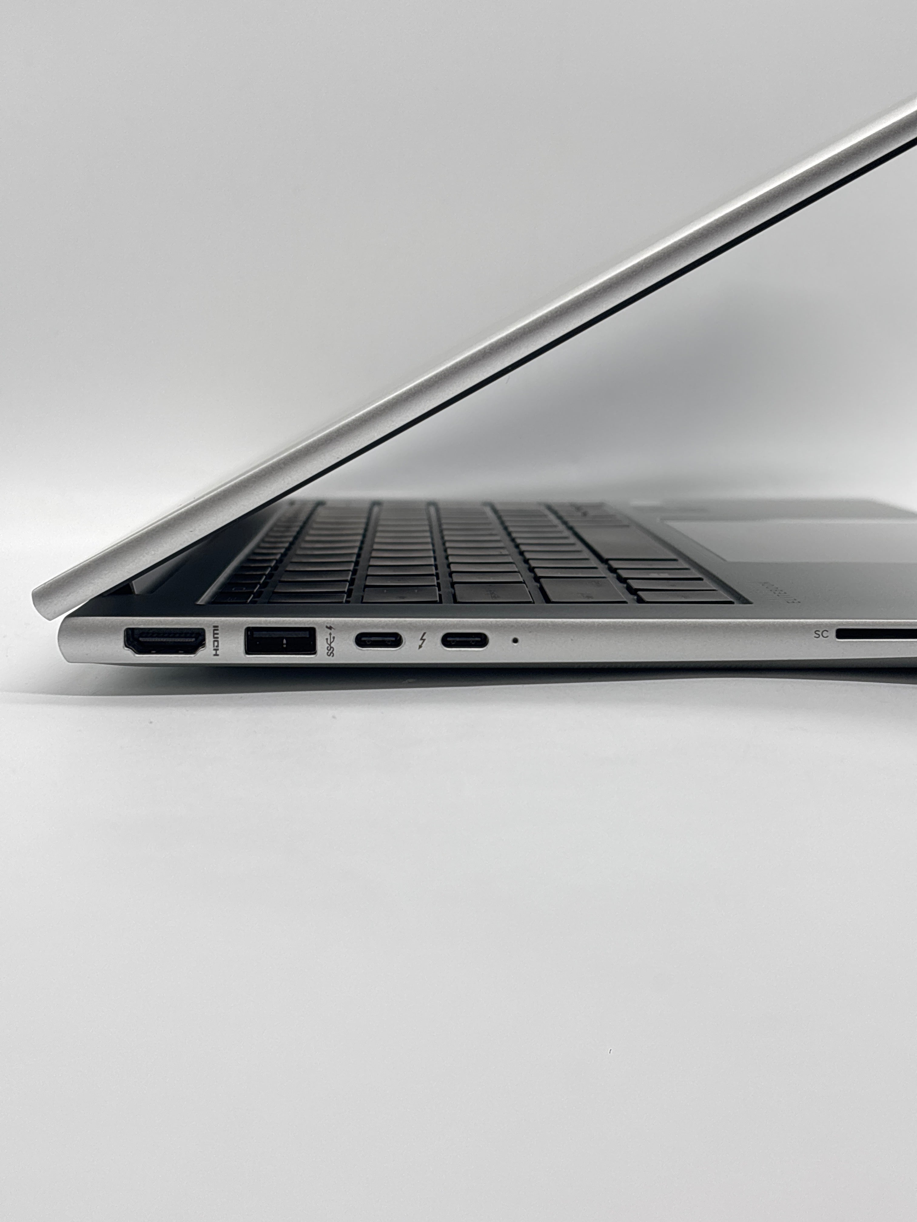 HP EliteBook 840 G10 i7-1365U 16GB RAM 512GB SSD