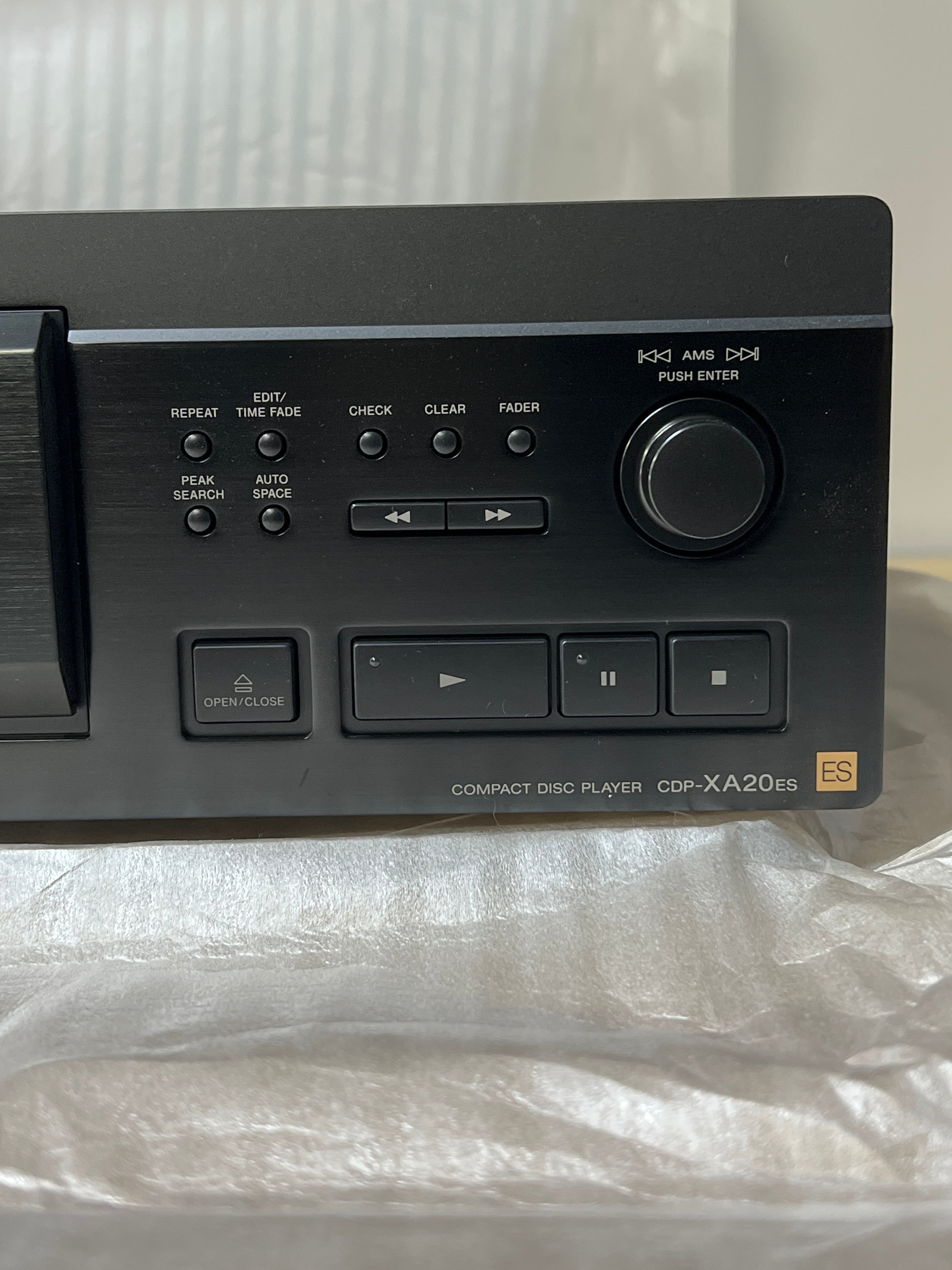 Sony CDP‑XA20ES Hi-Fi Compact Disc Player - Brand New in Box
