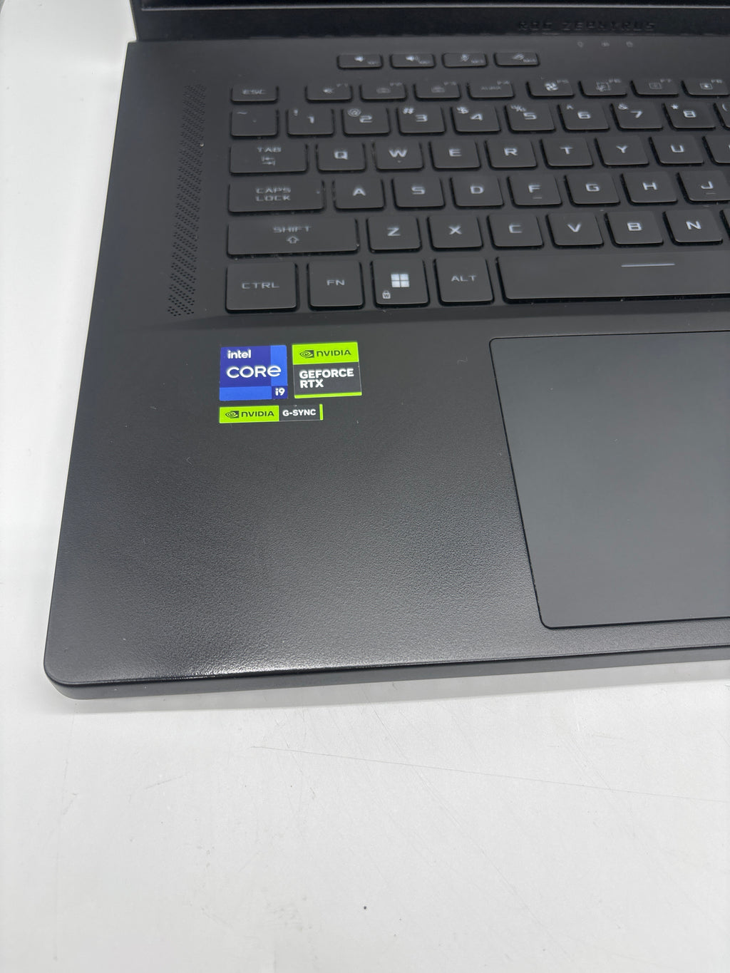 ASUS ROG Zephyrus M16 GU604VI i9-13900H 32GB RAM 1TB SSD RTX 4070 - Used