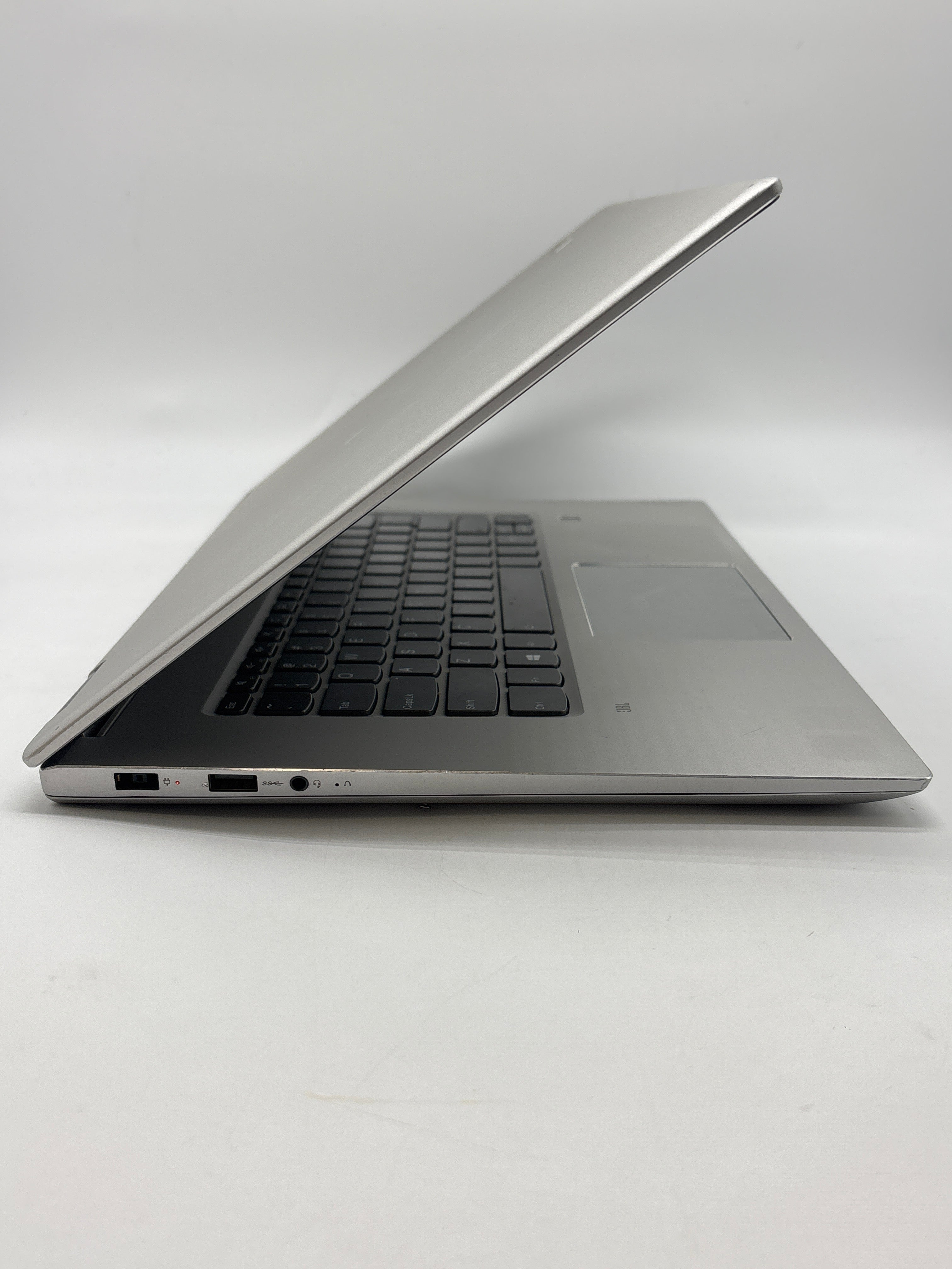 Lenovo Yoga 720-15IKB i7-7700HQ 16GB RAM 512GB SSD GTX 1050 - Used