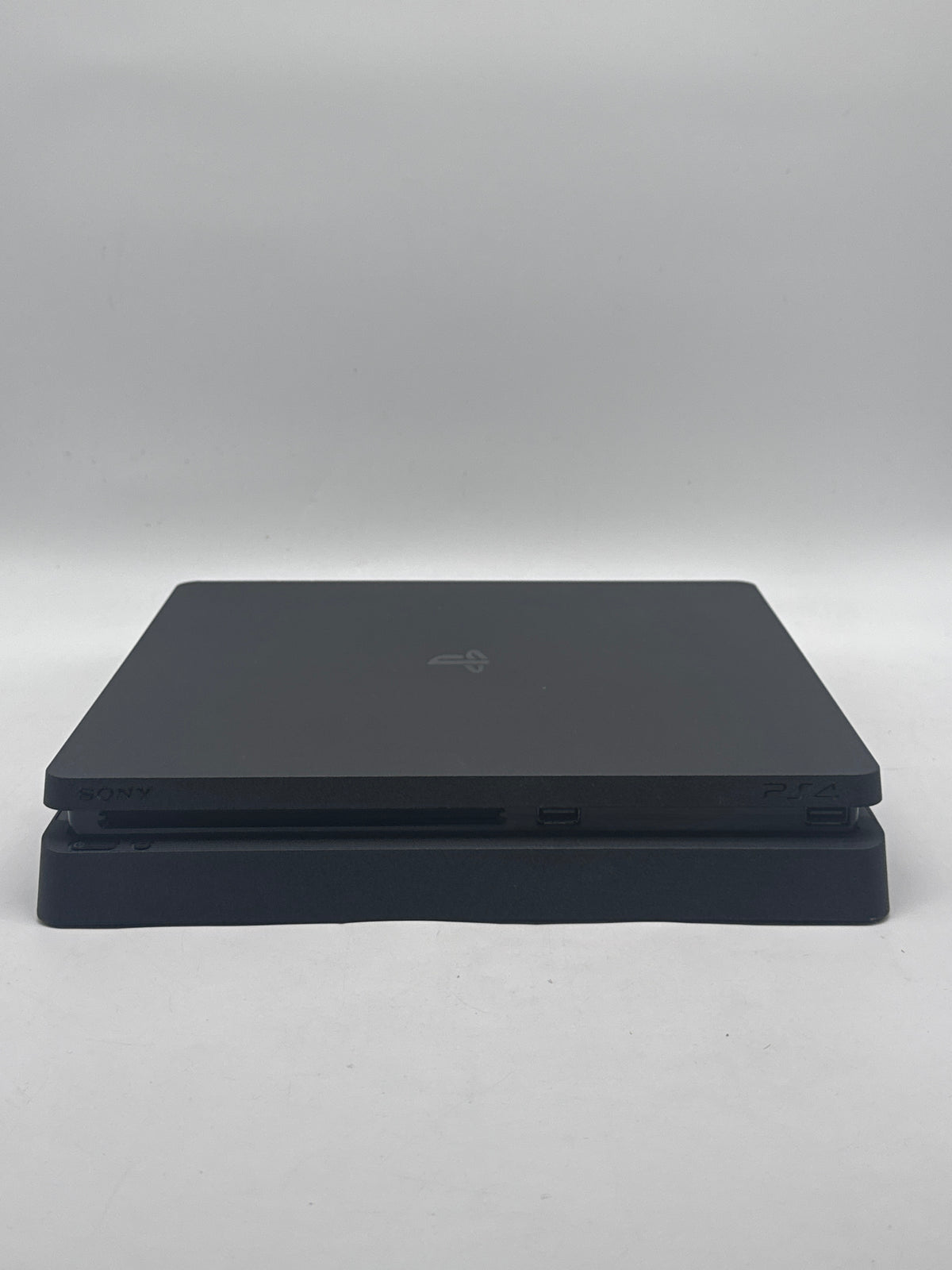 Sony PlayStation 4 Slim CUH-2215B 1TB Black - Used