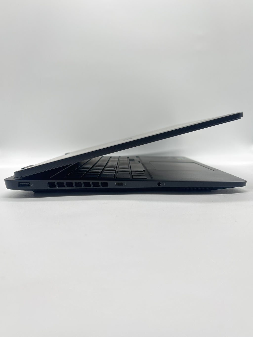 HP OMEN 16-an0001nr Ultra 7 255H 16GB RAM 1TB SSD RTX 5060