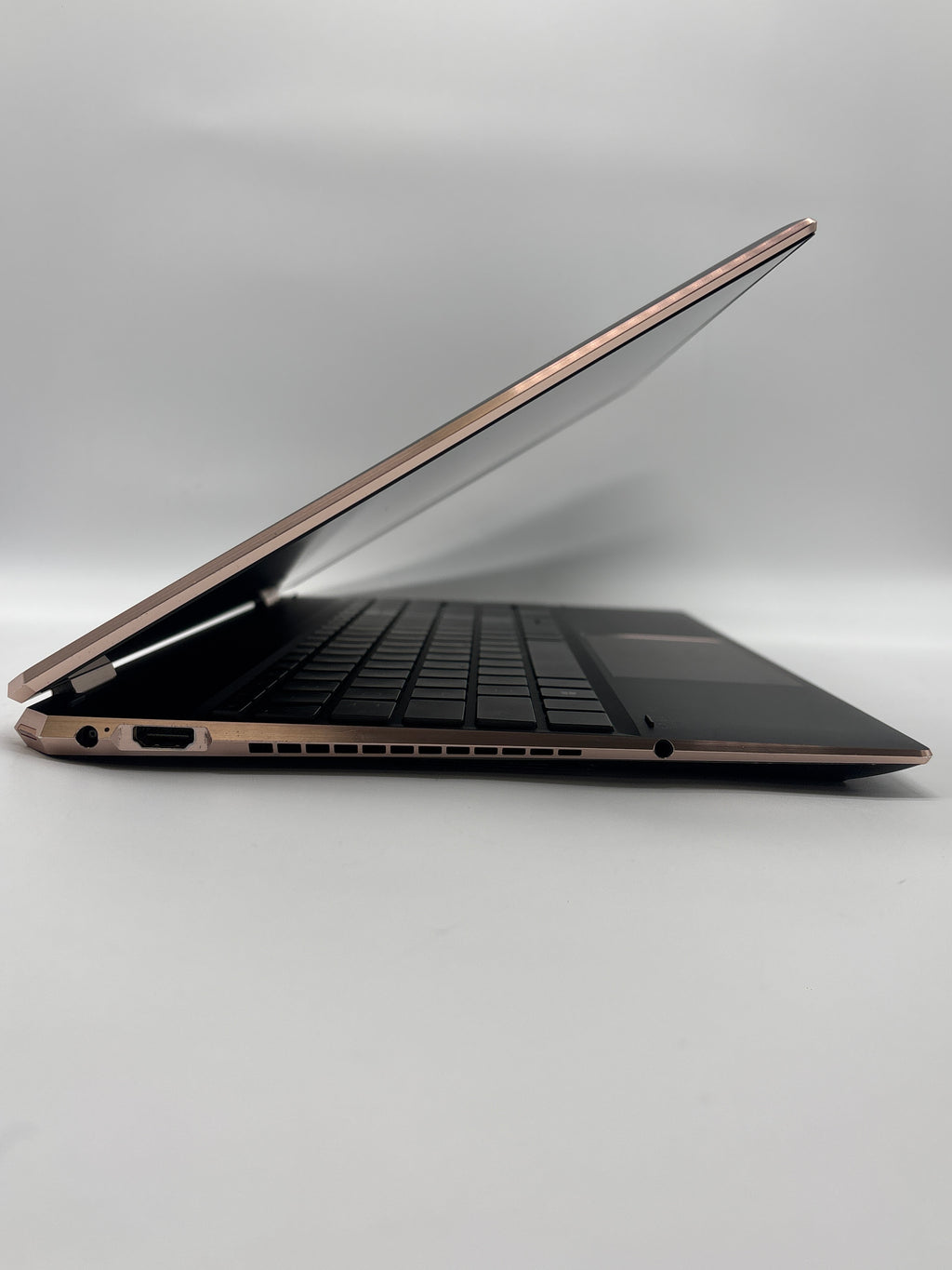 HP Spectre X360 15-eb1043dx i7-1165G7 16GB RAM 512GB SSD - For Parts (No Battery)