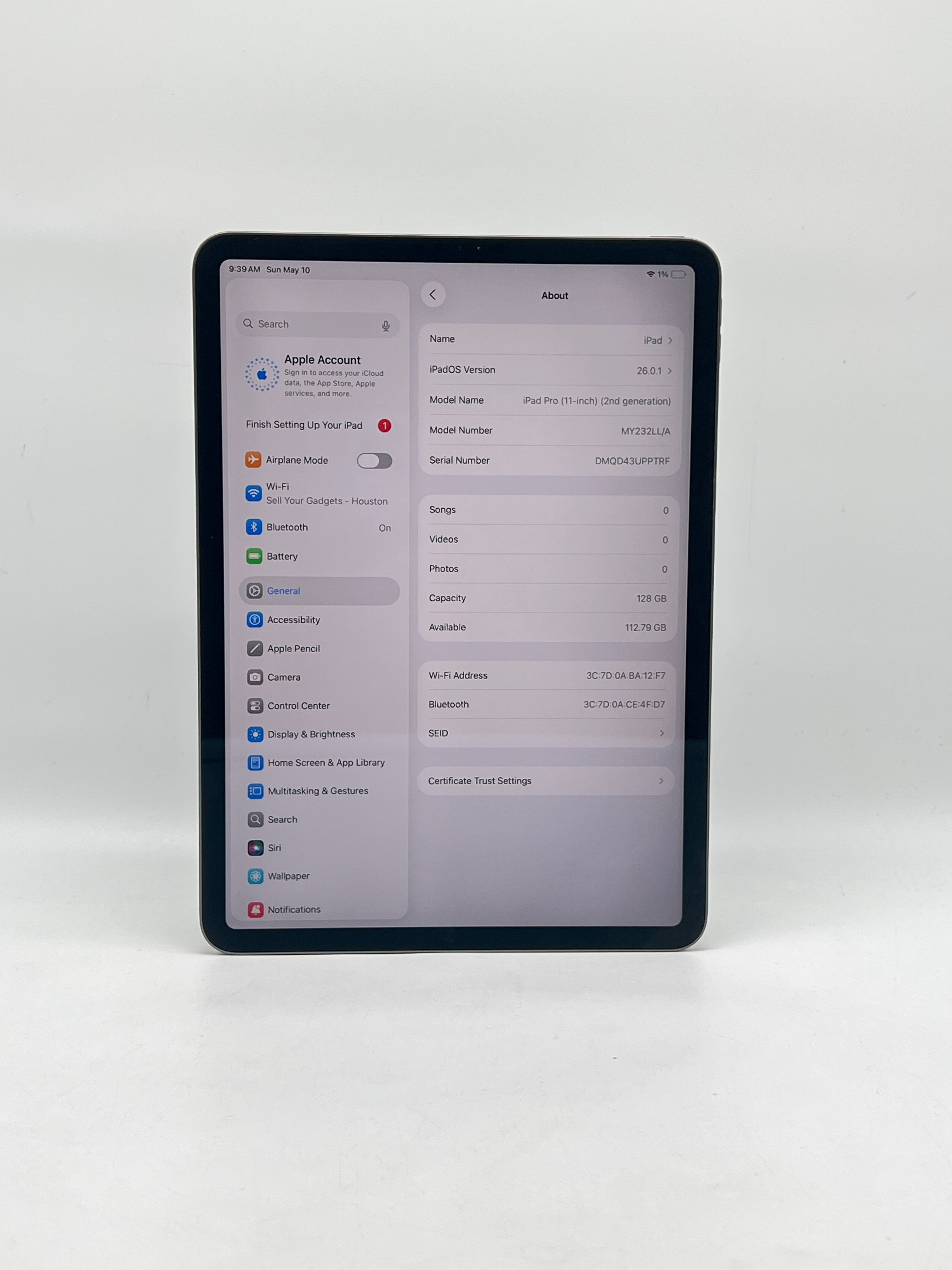 Apple iPad Pro 11" 2nd Gen A2228 128GB Wi‑Fi W Apple Pencil  - Used