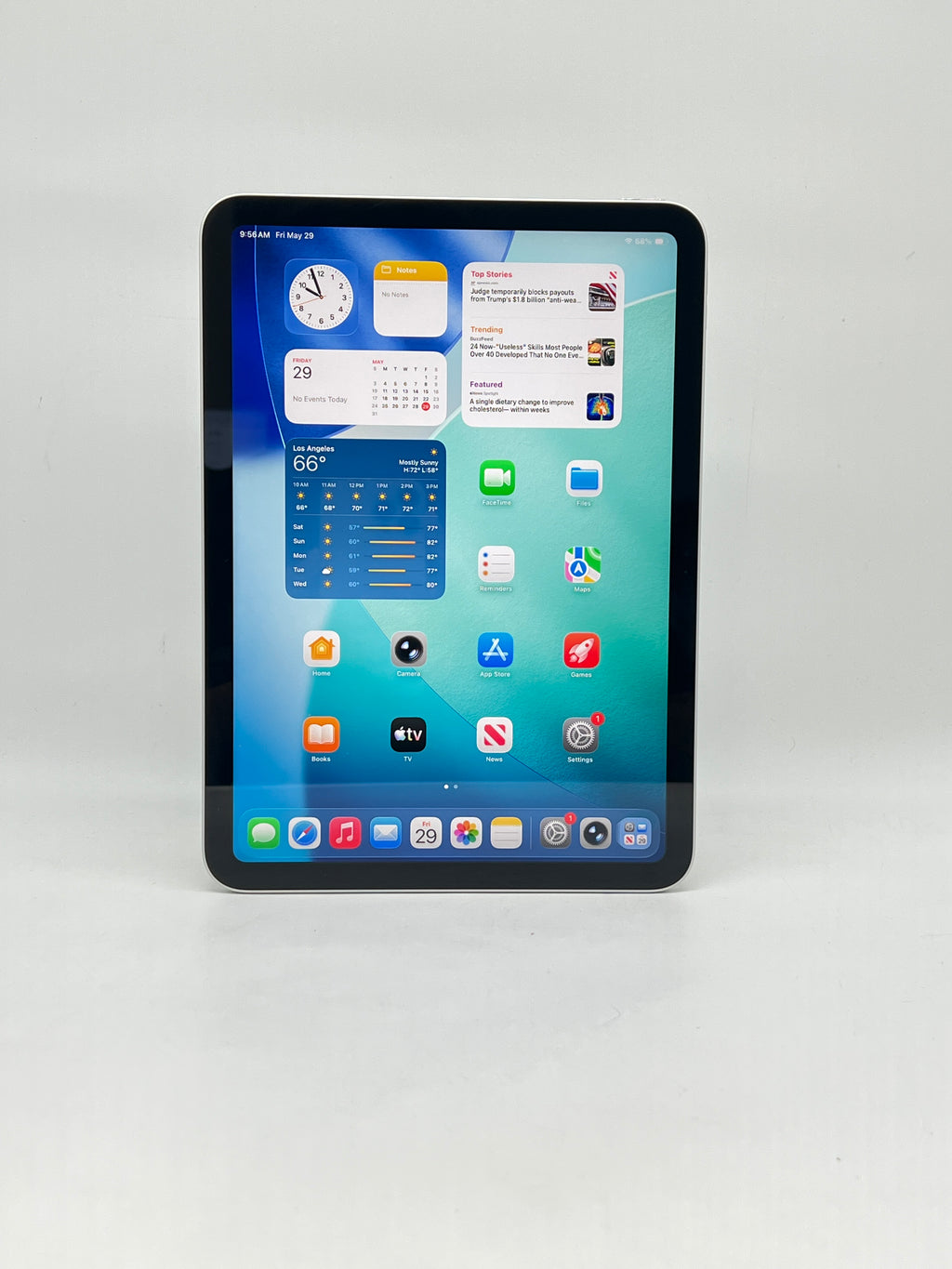 Apple iPad 11th Gen A16 512GB Wi-Fi Silver MD4Q4LL/A - Used