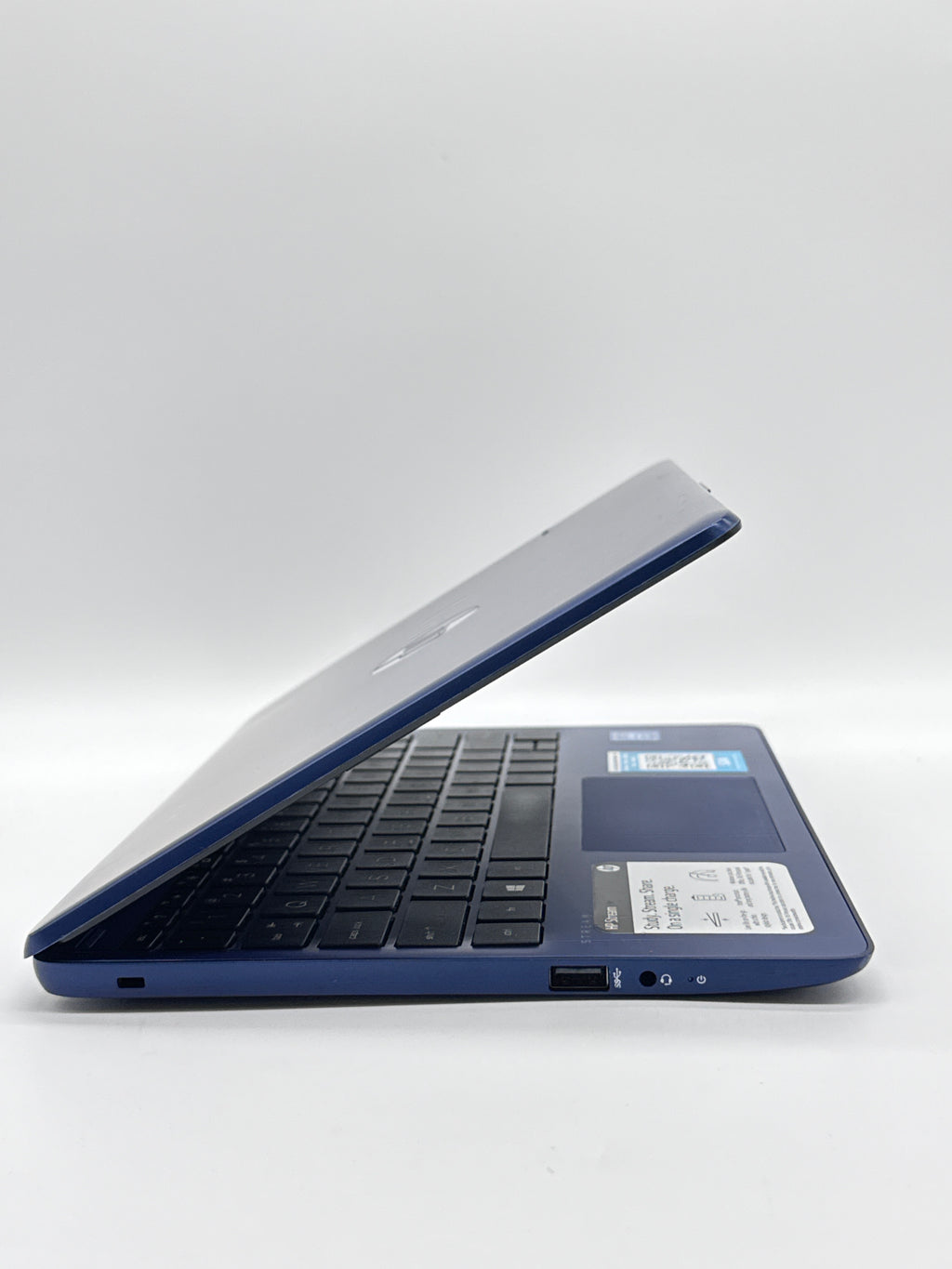 HP Stream 11-inch Intel Celeron Laptop with 4GB RAM and 32GB eMMC - Bad Battery