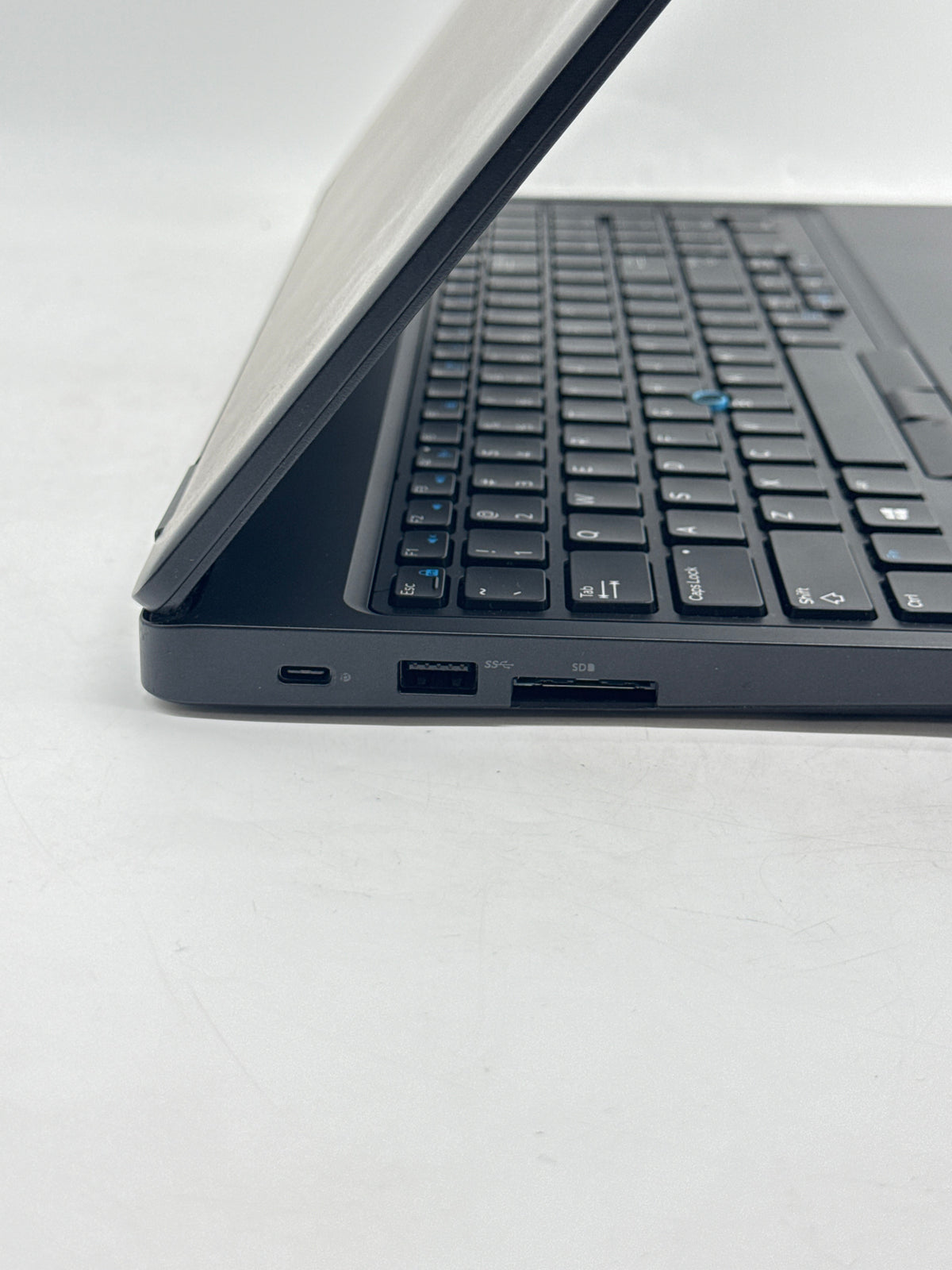Dell Latitude 5580 15.6" Core i5-6440HQ 16GB RAM 512GB SSD - Service Battery