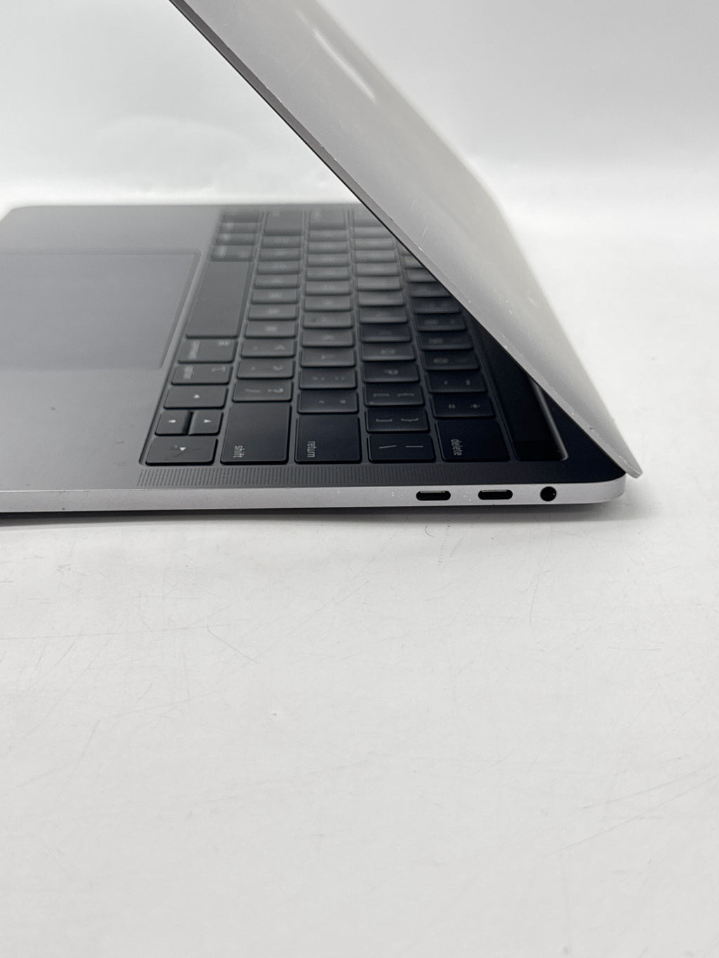 Apple MacBook Pro 13" A1989 2018 i5 8GB 256GB - Stuck at Logo