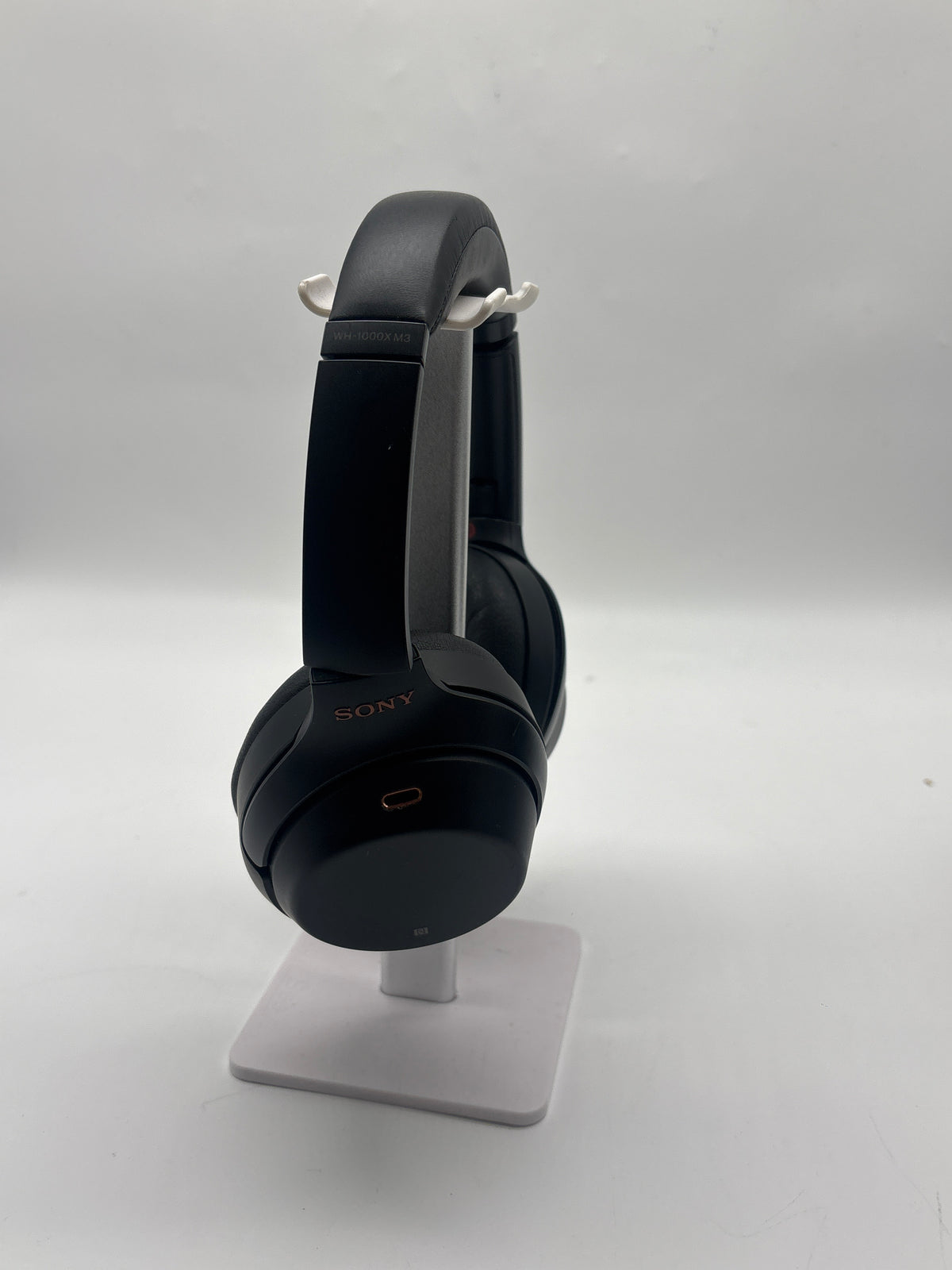 Sony WH-1000XM3 Over-Ear Headphones - Black - Used With Box