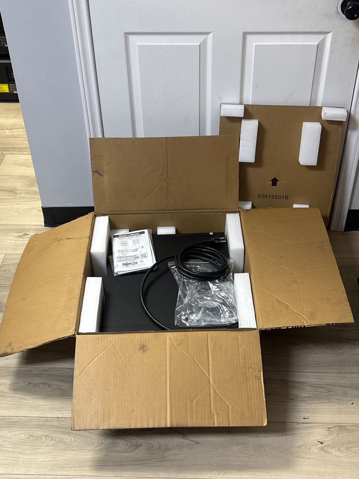 Tripp Lite Smart2200RM2U 2200VA Rack Mount UPS - Used With Box (No Mount)