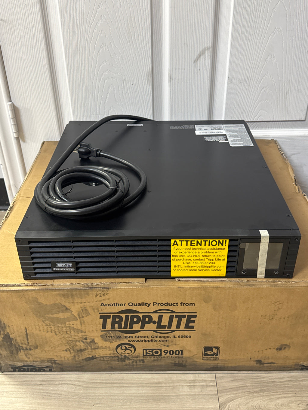 Tripp Lite Smart2200RM2U 2200VA Rack Mount UPS - New