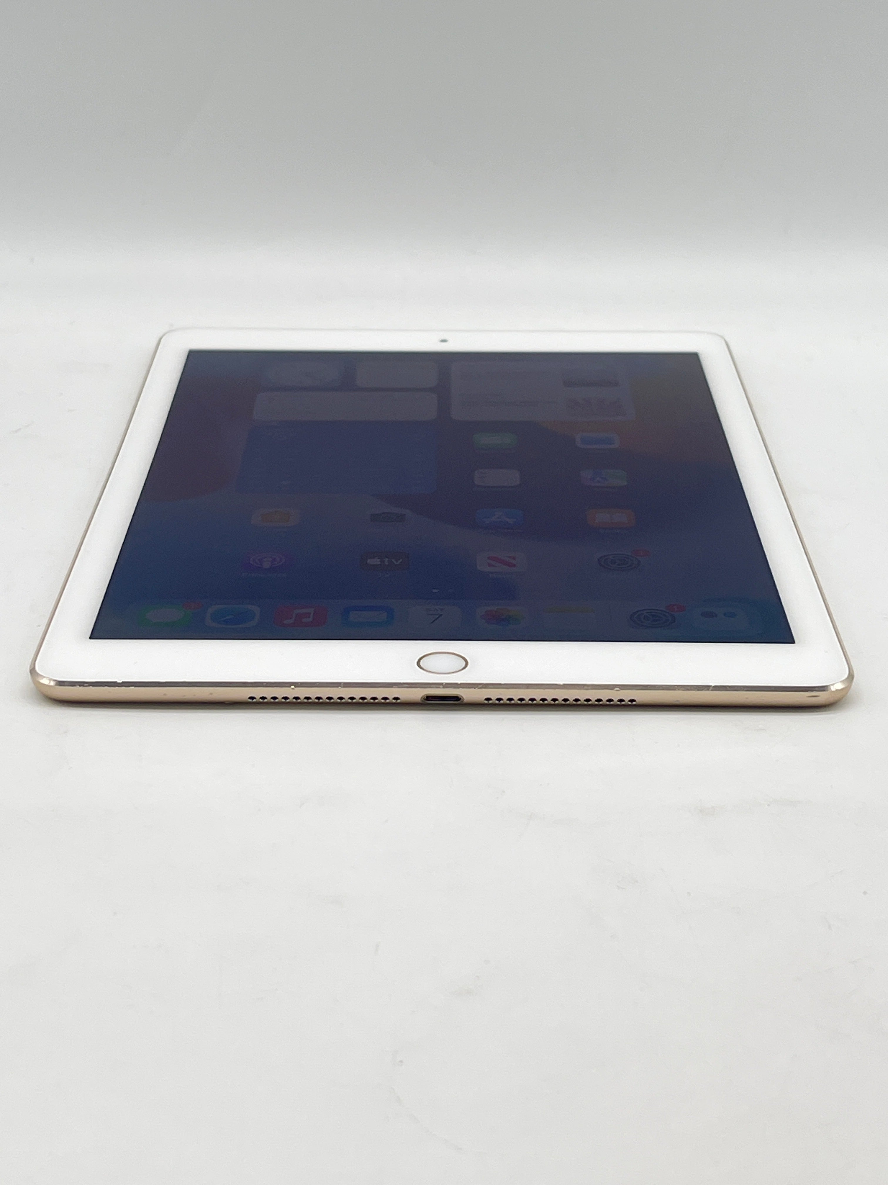 Apple iPad Air (2nd Gen) A1566 16GB Wi Fi - Used