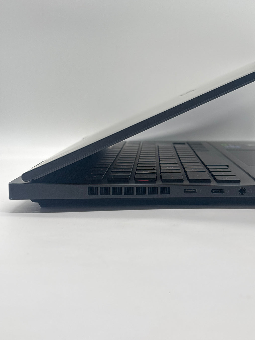 HP Omen 16-U1047NR i7-14700HX 32GB RAM 1TB SSD RTX 4070