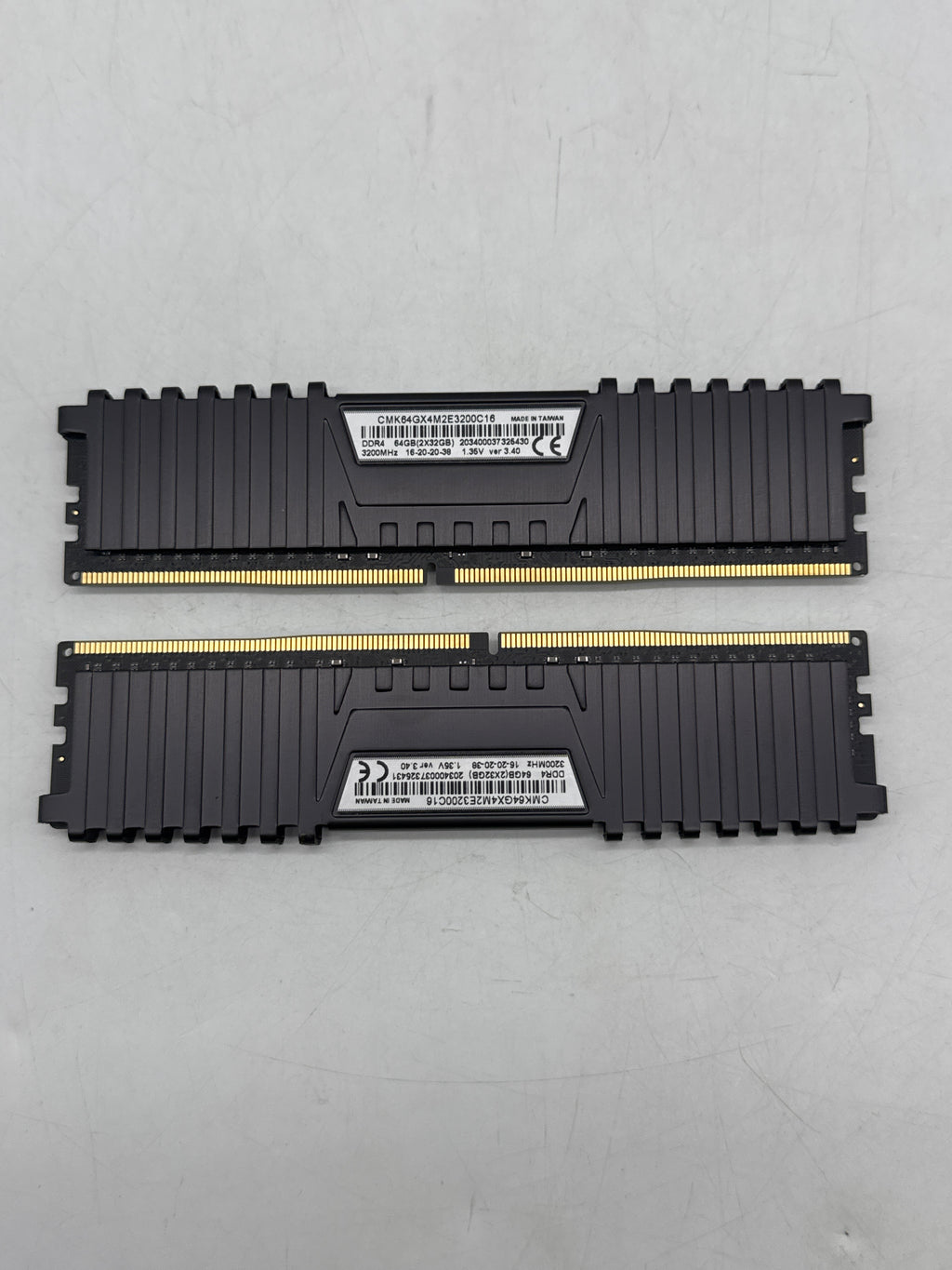 Corsair Vengeance LPX 64GB 2x32GB DDR4 3200MHz C16 RAM CMK64GX4M2E3200C16 - Used