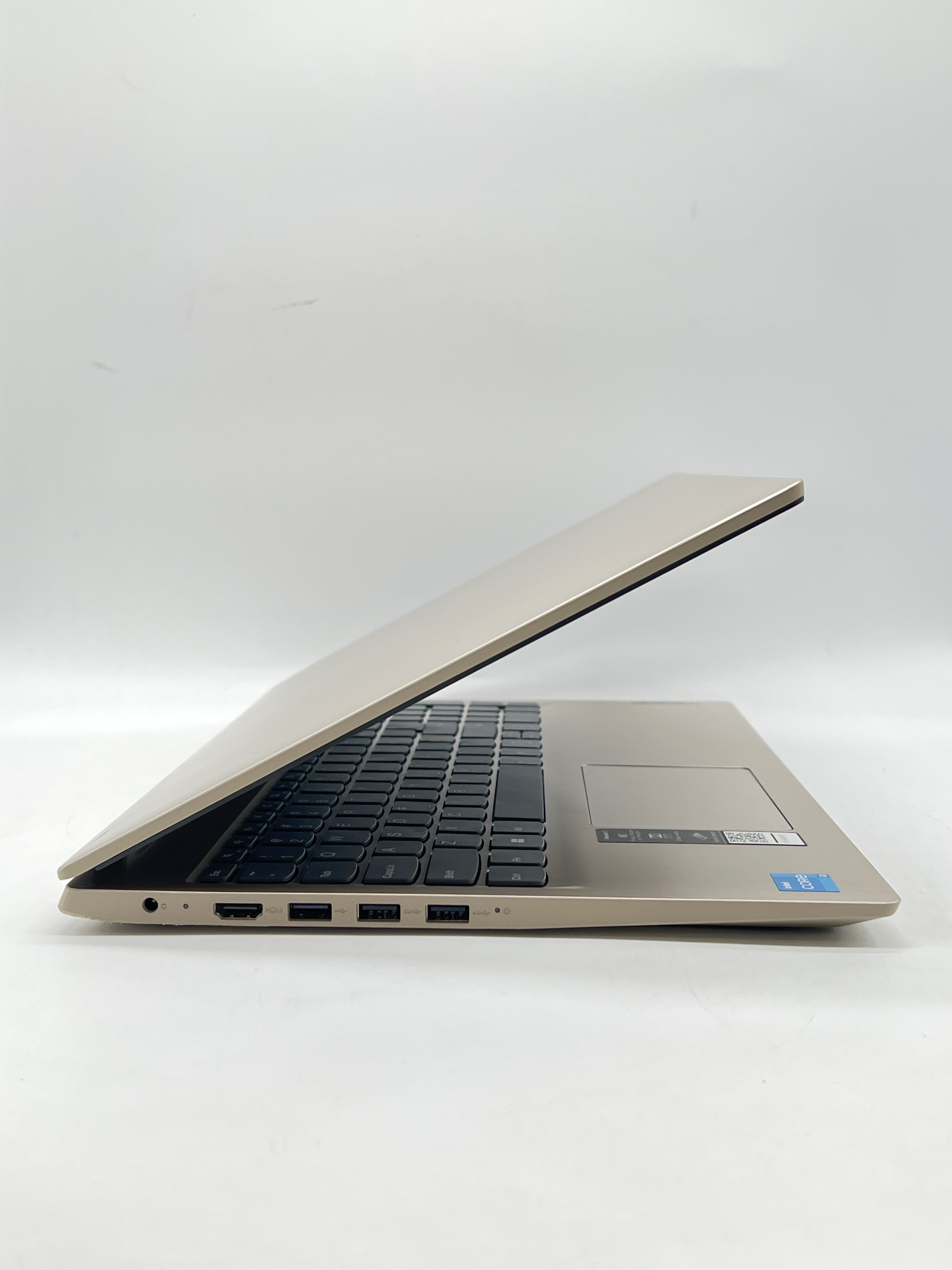 Lenovo Ideapad 3 15ITL05 Intel i3 4GB RAM 256GB SSD - For Parts