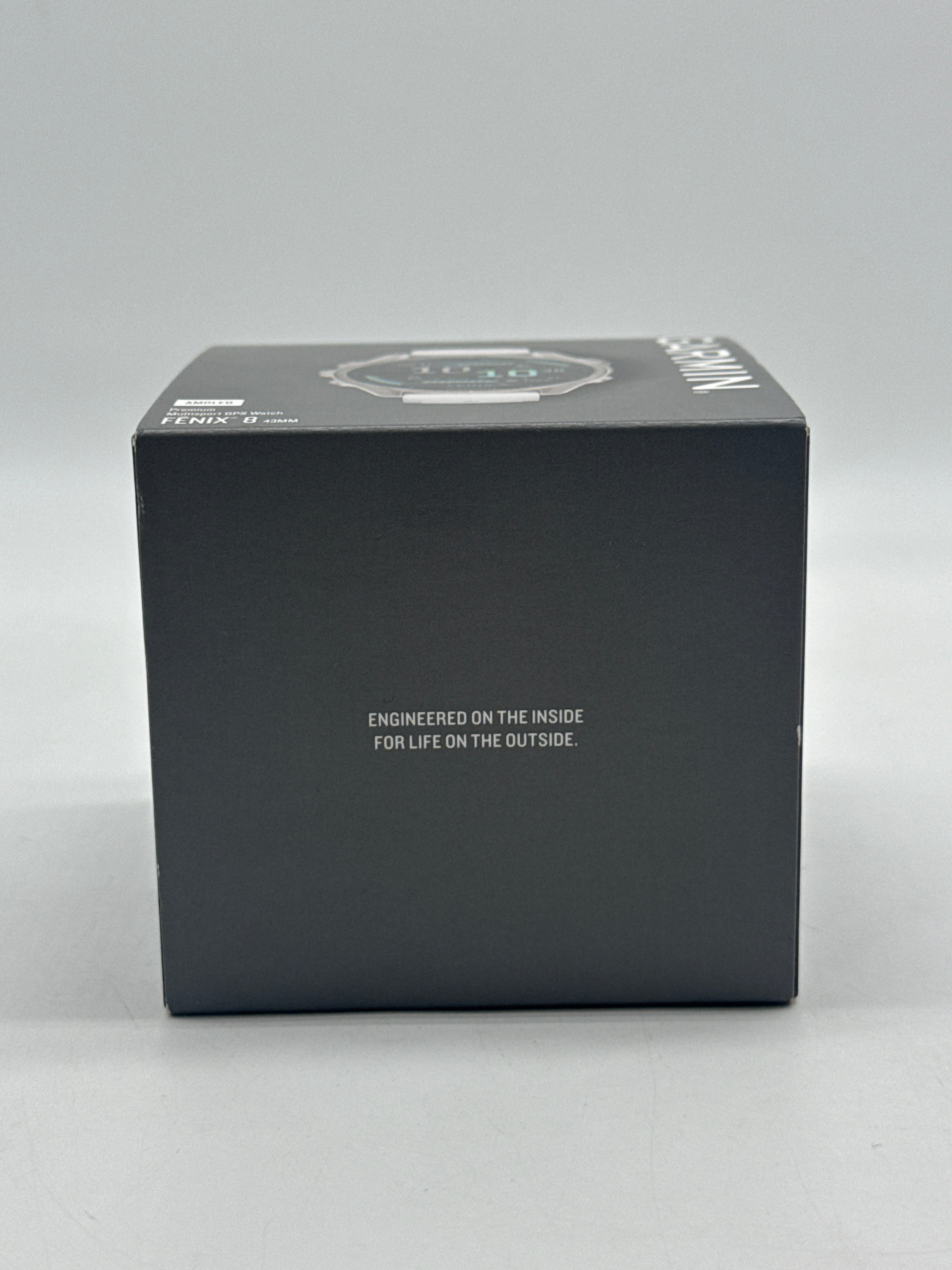 Garmin Fenix 8 AMOLED 43mm GPS White - New