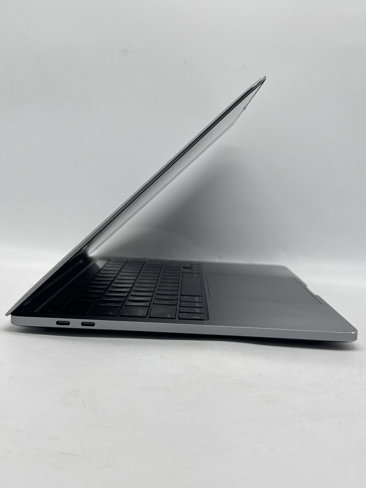 Apple MacBook Pro 13in A2338 M1 8GB RAM 256GB SSD Cracked Screen - For Parts