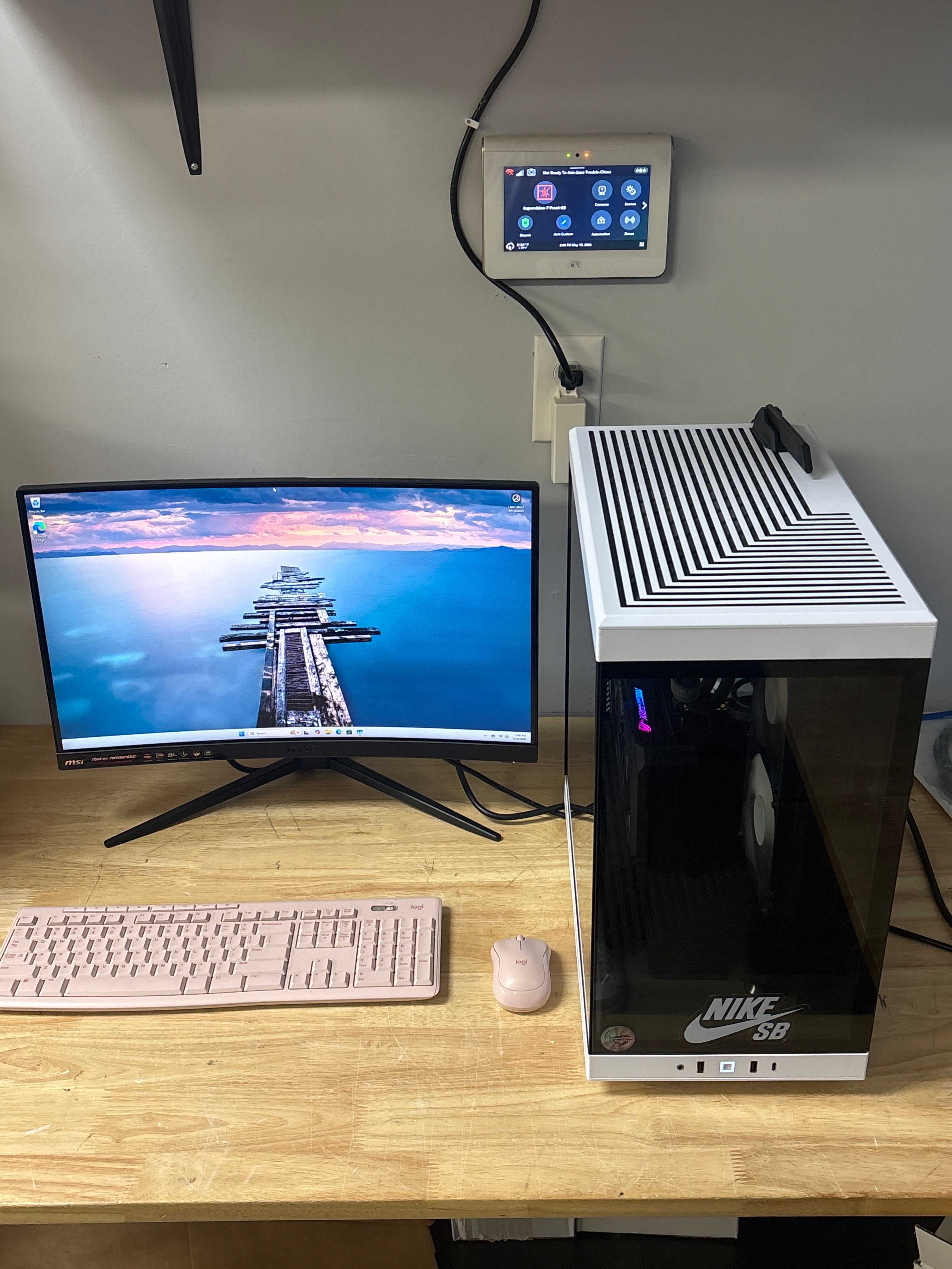 Gaming PC Ryzen 9 7900X 64GB RAM 1TB SSD RX 7600 - Used