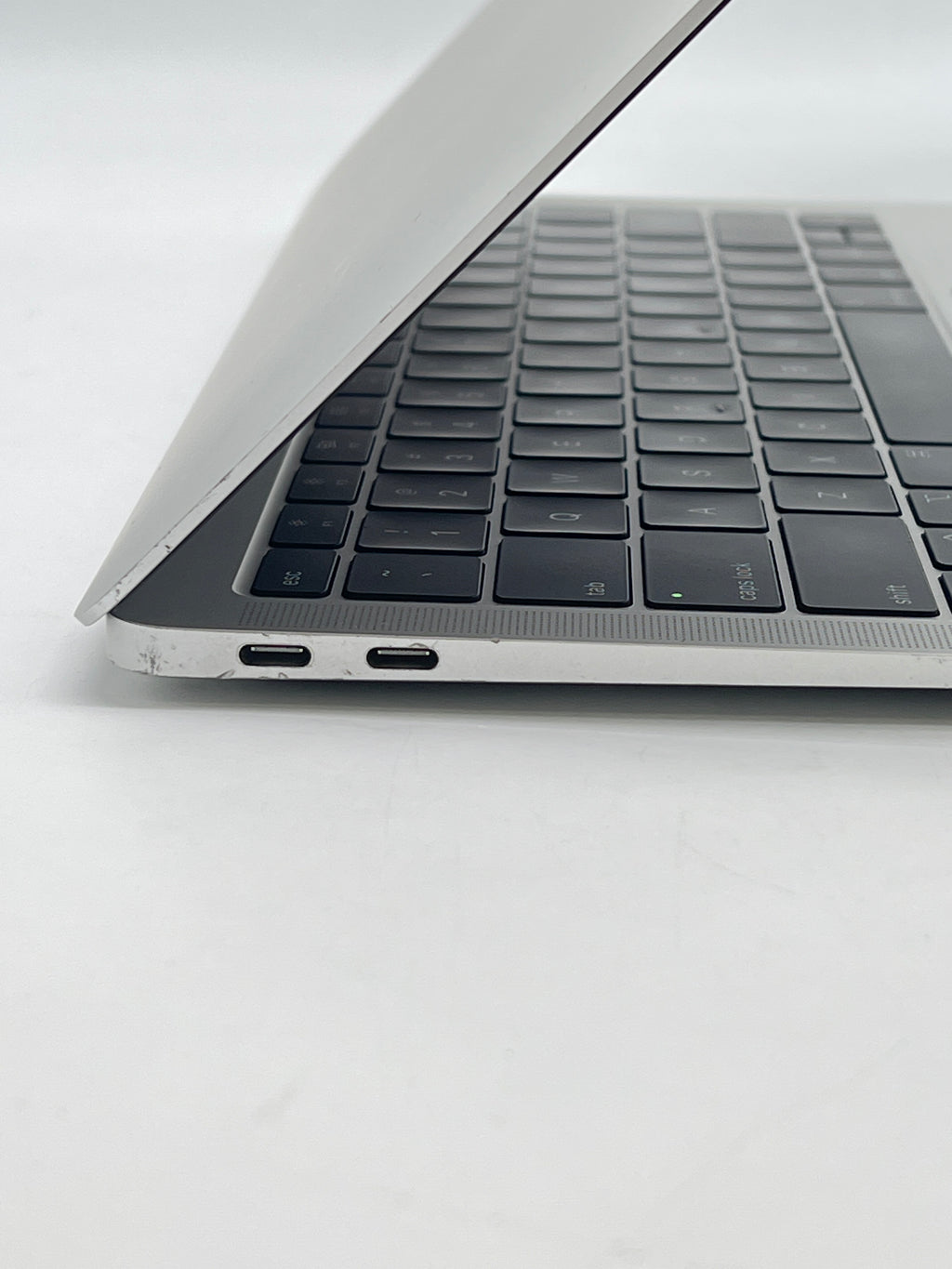 Apple MacBook Air 13" A1932 i5 8GB RAM 128GB SSD - For Parts Cracked Screen
