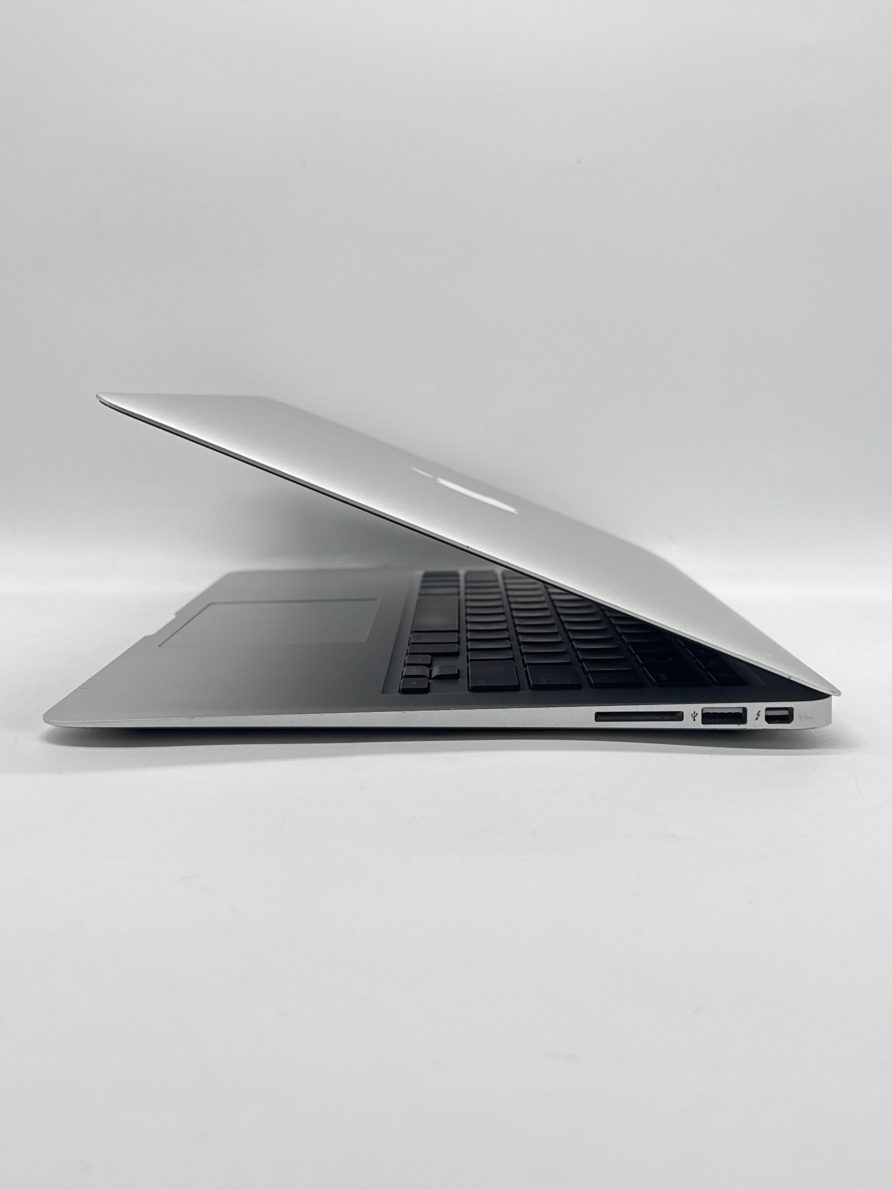 Apple MacBook Air 13" A1466 Core i5 4GB RAM 128GB SSD Silver - For Parts (Read DESC)