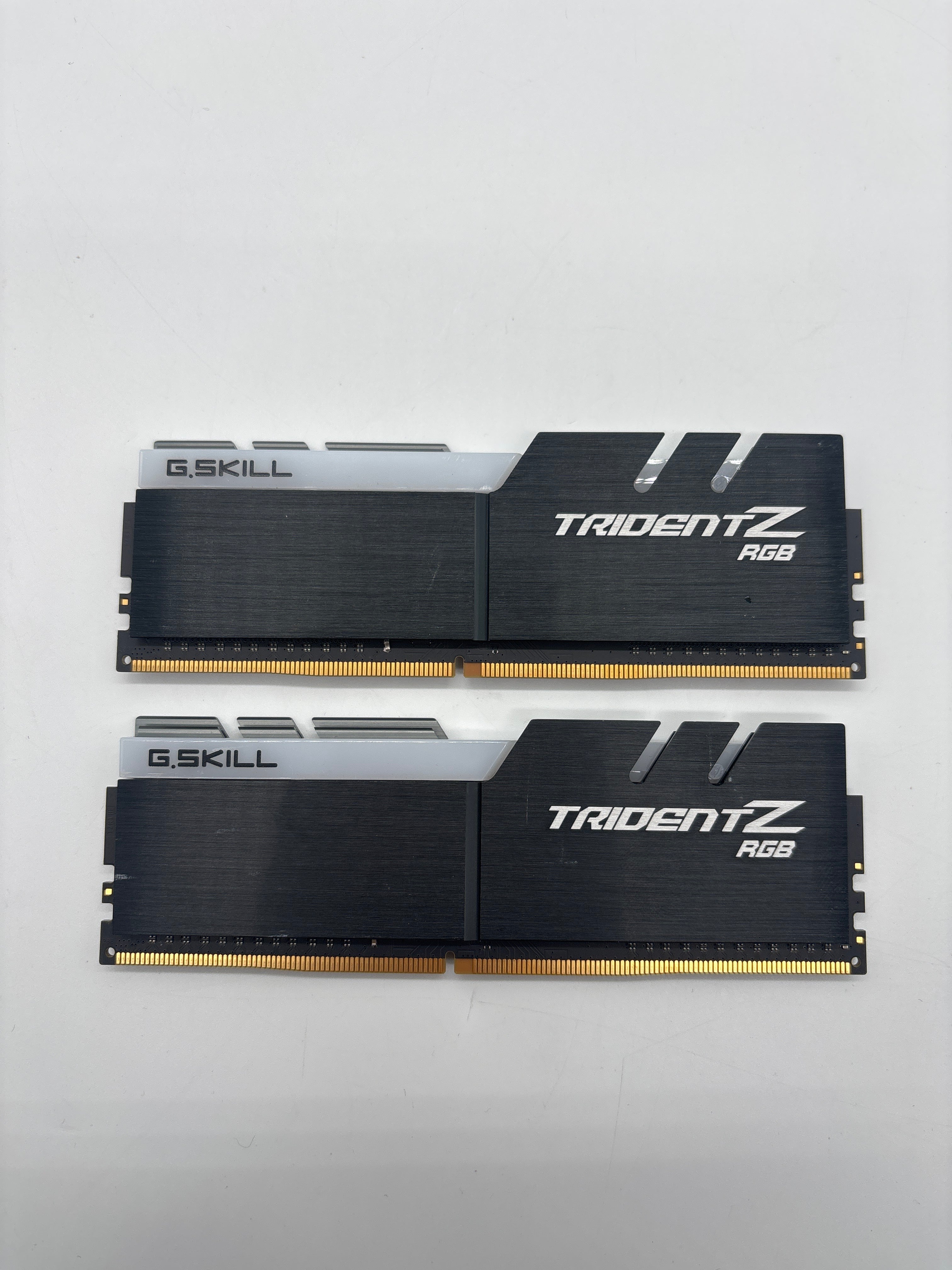 G Skill Trident Z RGB DDR4 3200 CL16 - 16GB (2x 8GB)