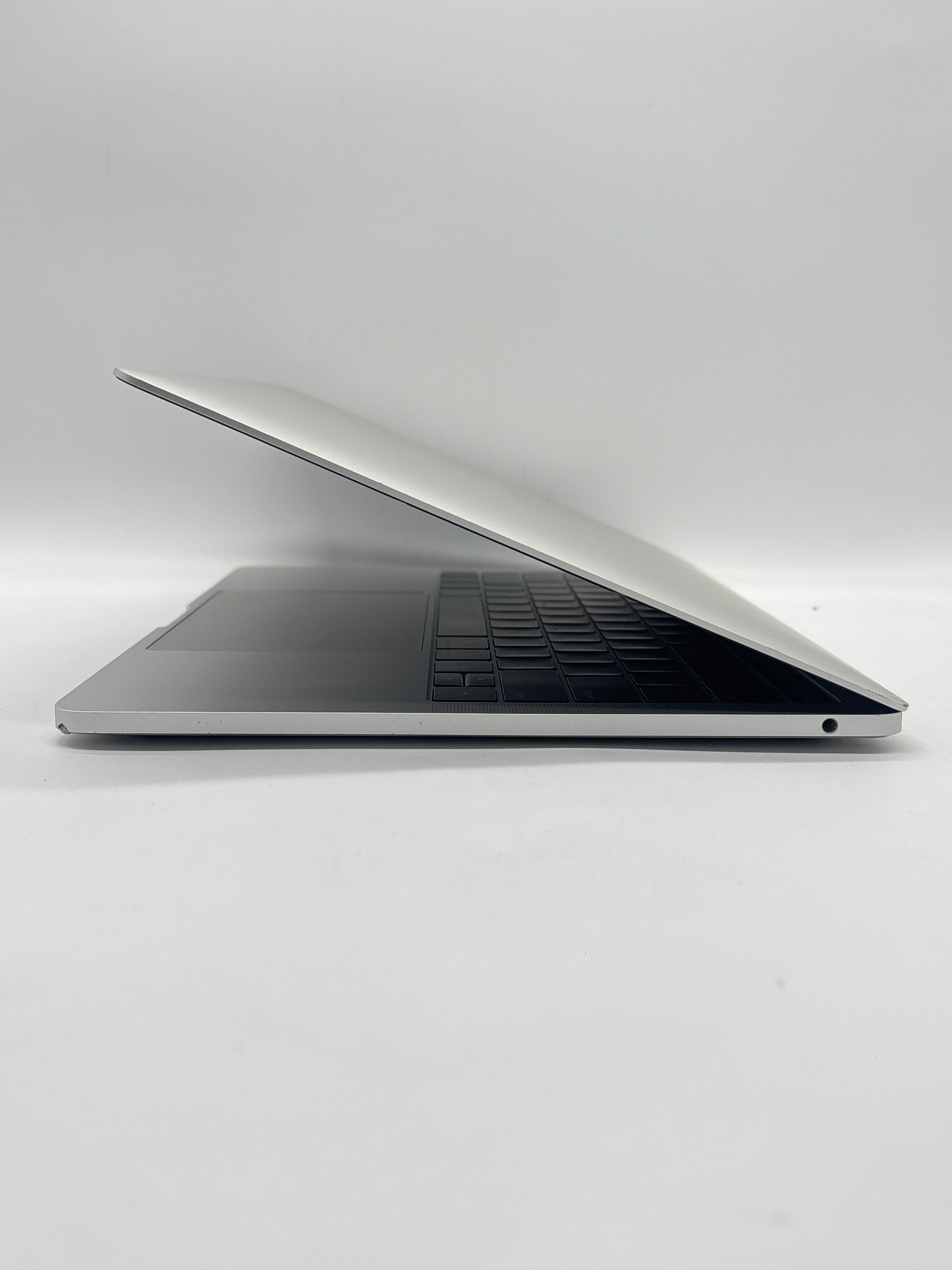 Apple MacBook Pro A2159 i5 8GB RAM 256GB SSD - For Parts (Bad Display)