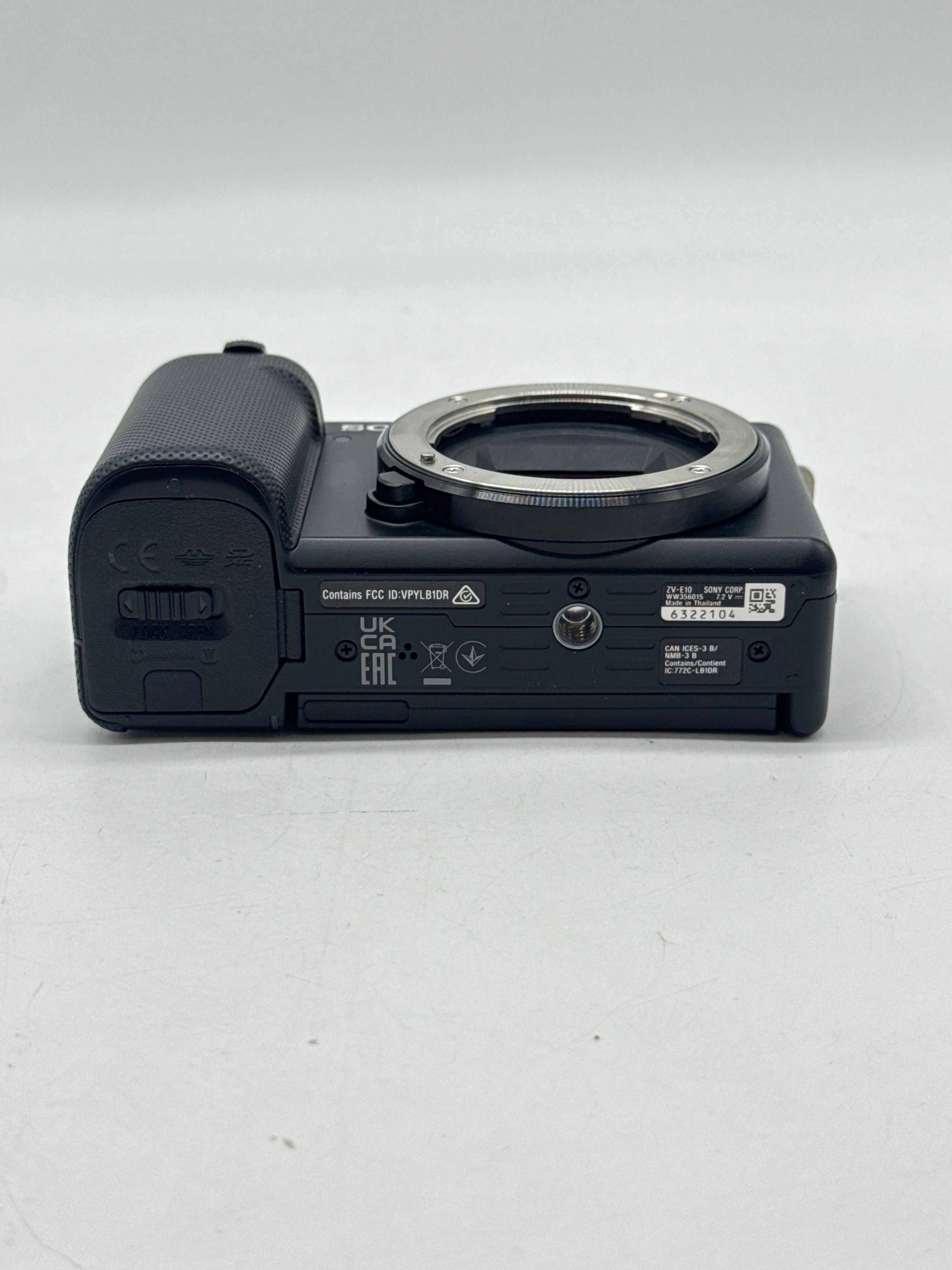 Sony ZV-E10 24.2MP Mirrorless Camera Black - Used with Box