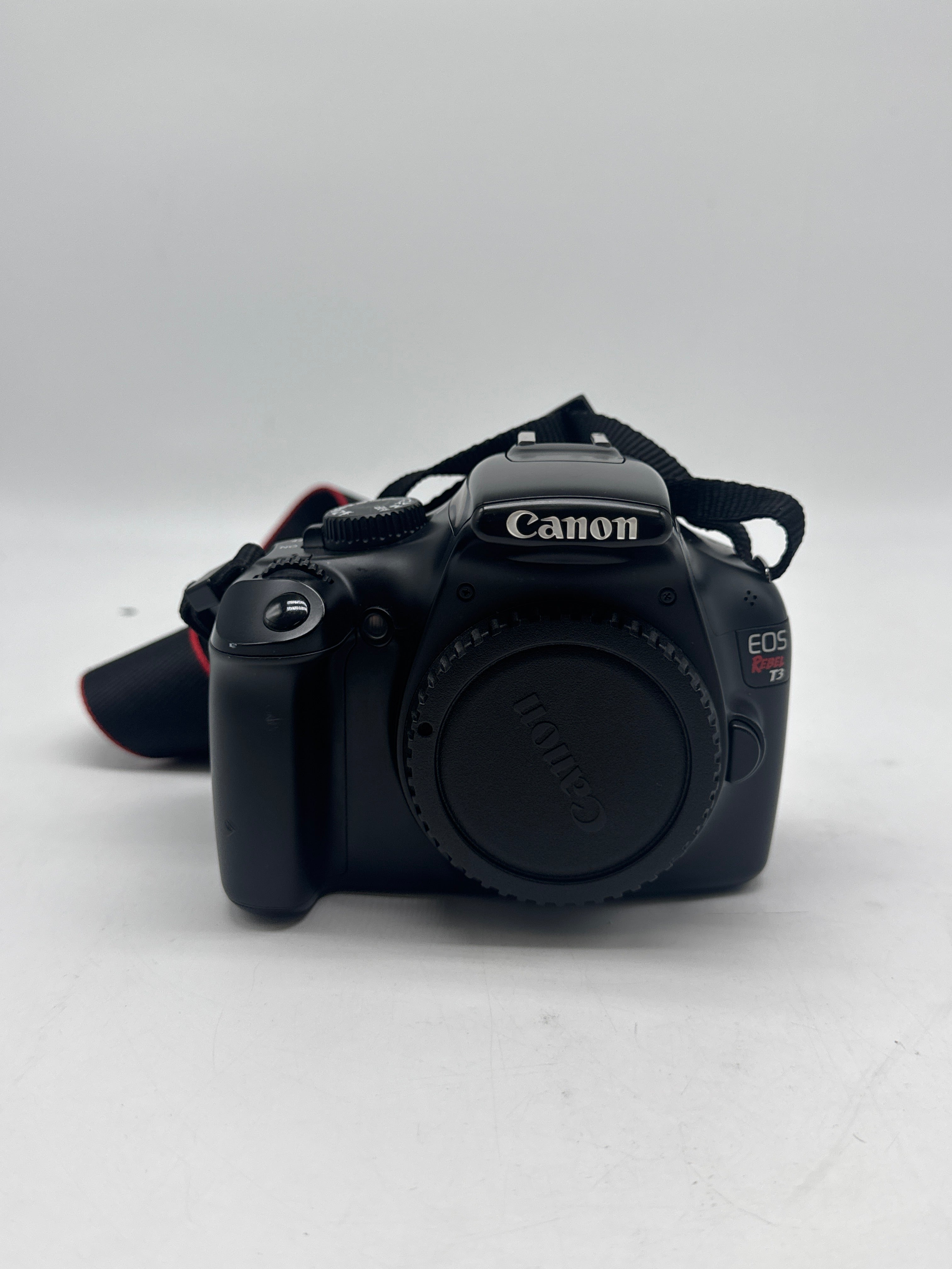 Canon EOS Rebel T3 Digital SLR Camera Black Used