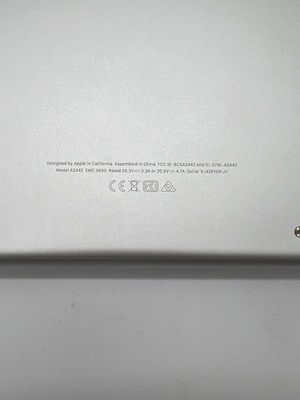 Apple MacBook Pro 14" A2442 2021 M1 Chip Silver For Parts Untested No Specs