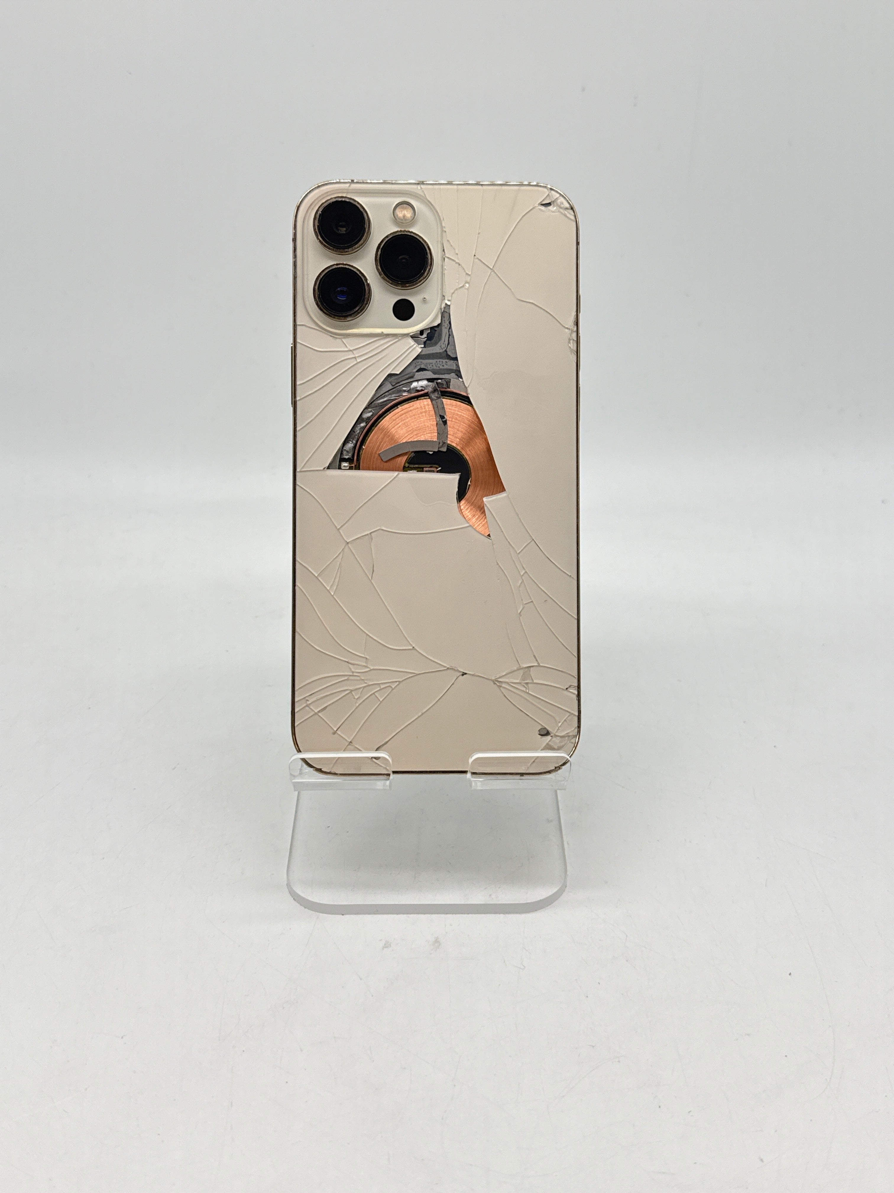 Apple iPhone 13 Pro Max 128GB Gold Unlocked - Cracked Back Service Battery