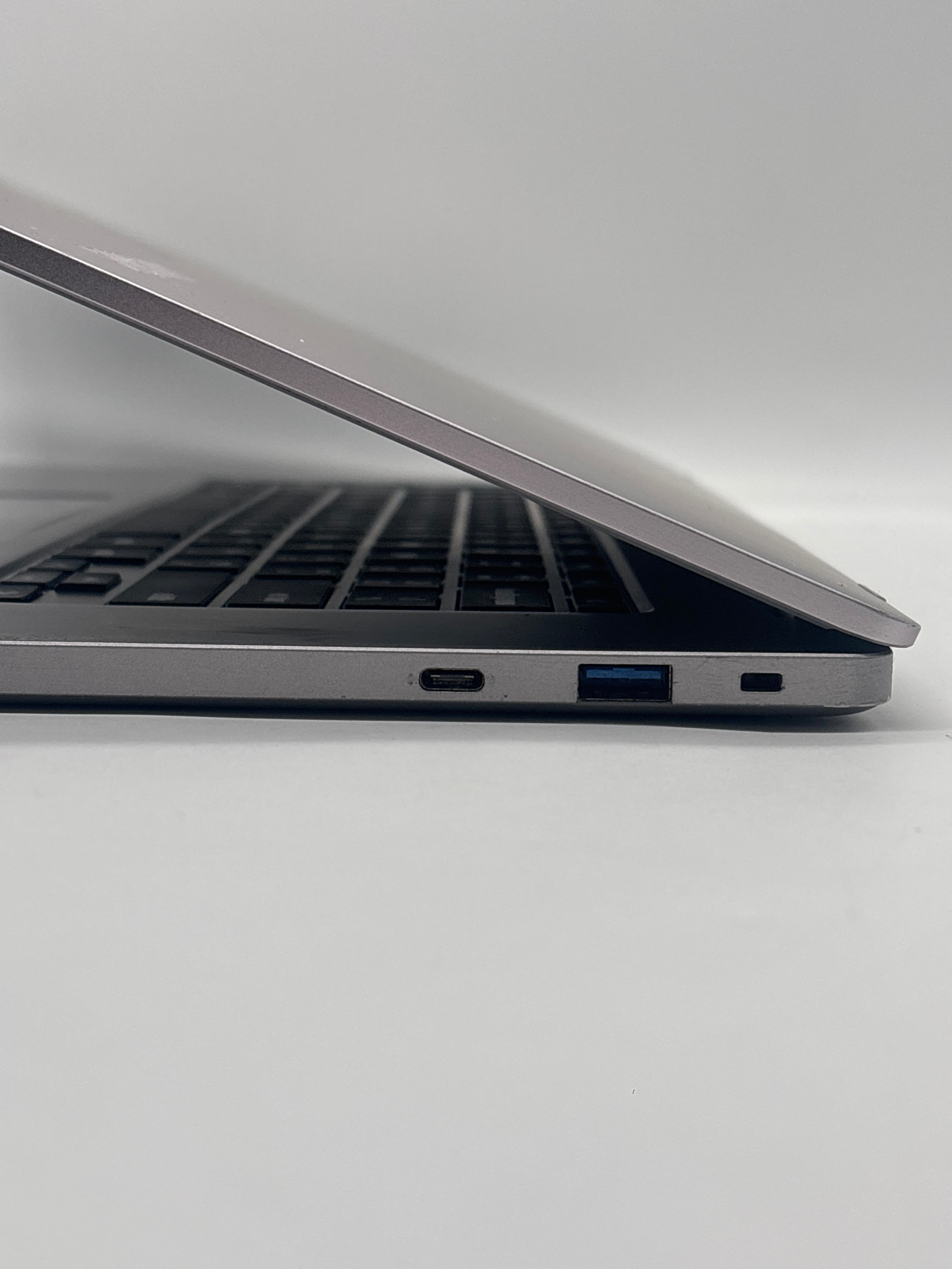 Samsung Chromebook xe350xba 15.6" N4000 4GB Ram 32GB SSD - For Parts (Read DESC)