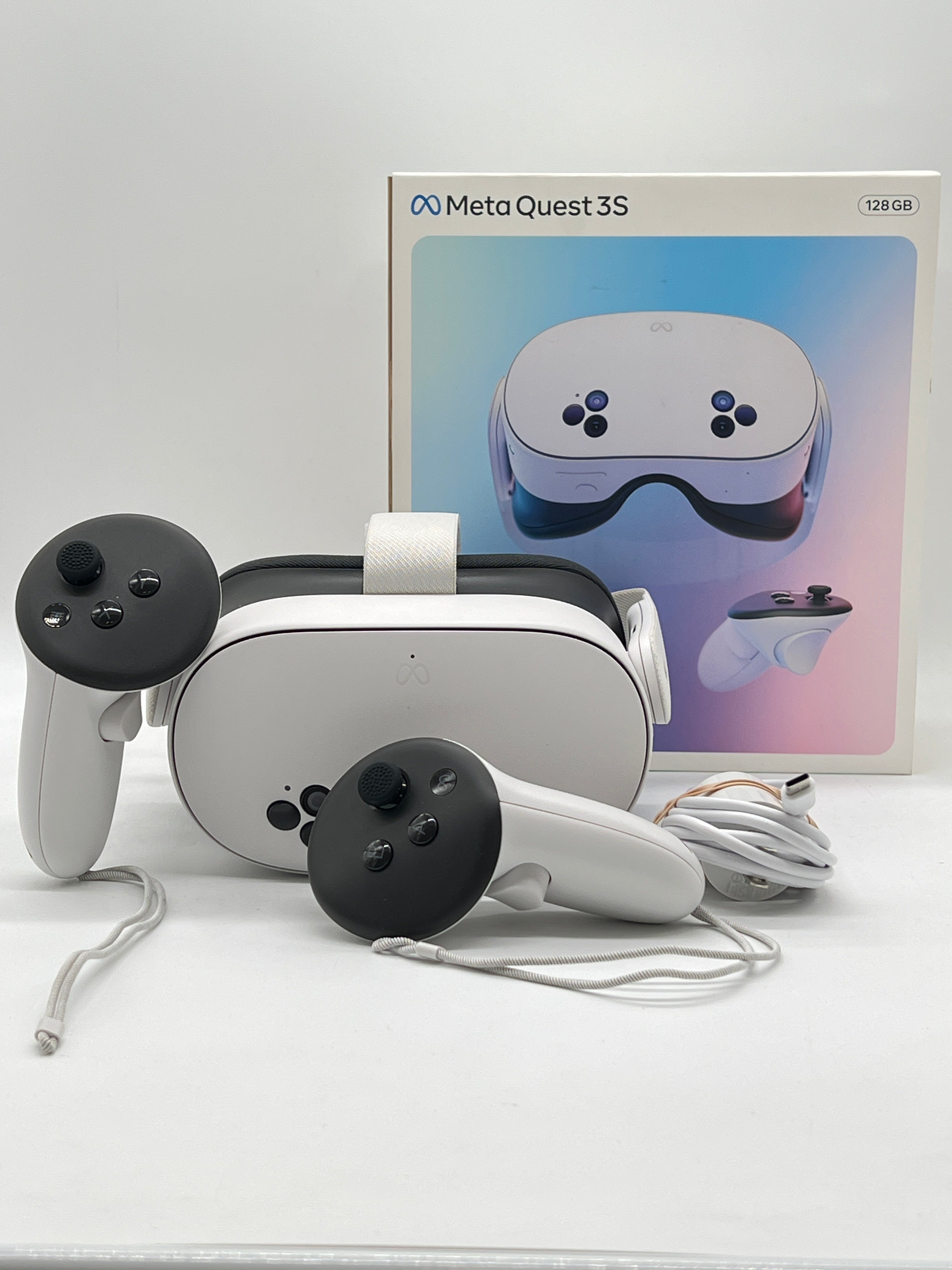 Meta Quest 3s 128GB Standalone VR Headset White - Used with Box