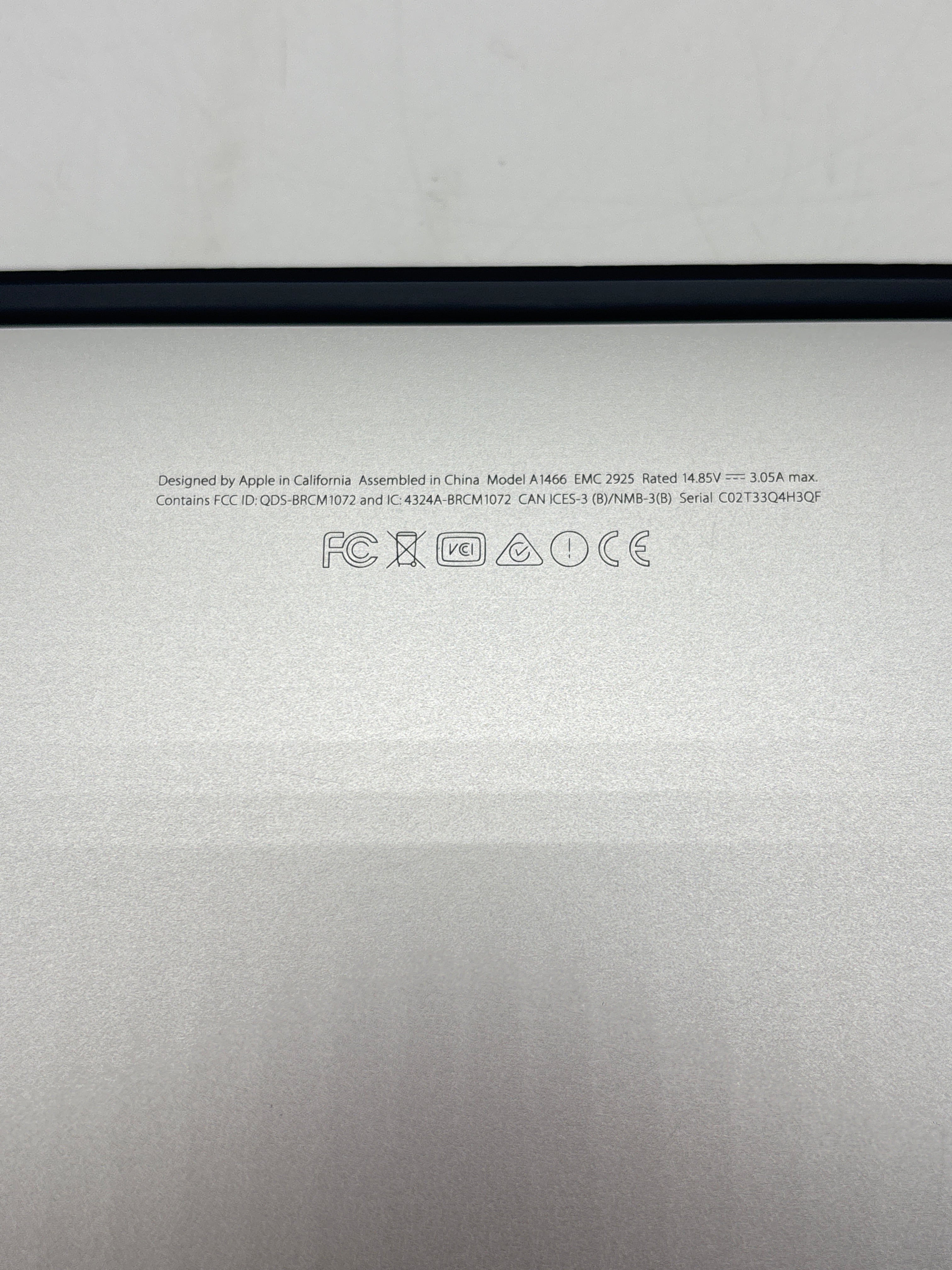 Apple MacBook Air A1466 2015 i5 8GB RAM 256GB SSD