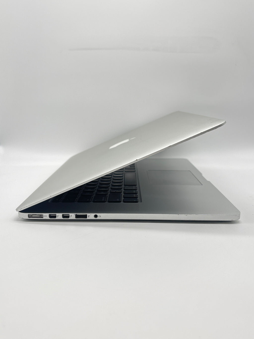 Apple MacBook Pro A1398 2013 Intel i7 16GB 256GB Silver