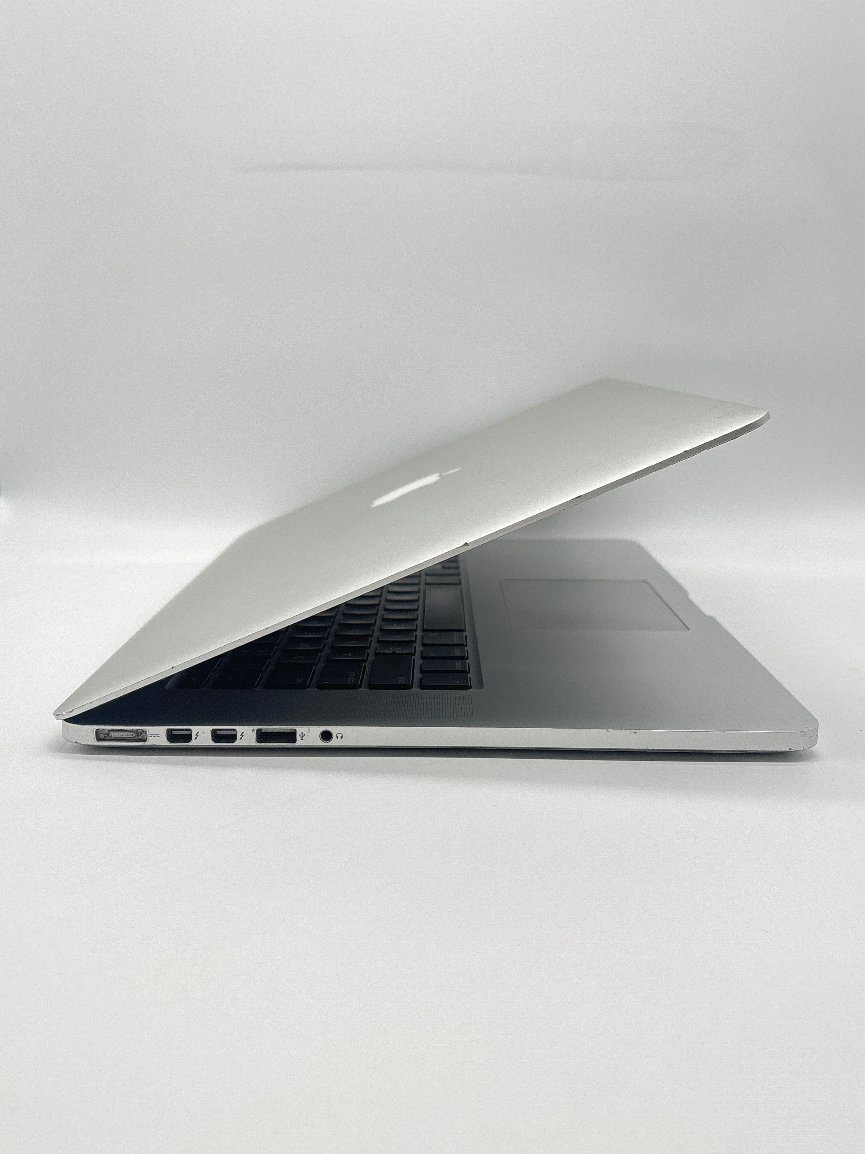 Apple MacBook Pro A1398 2013 Intel i7 16GB 256GB Silver