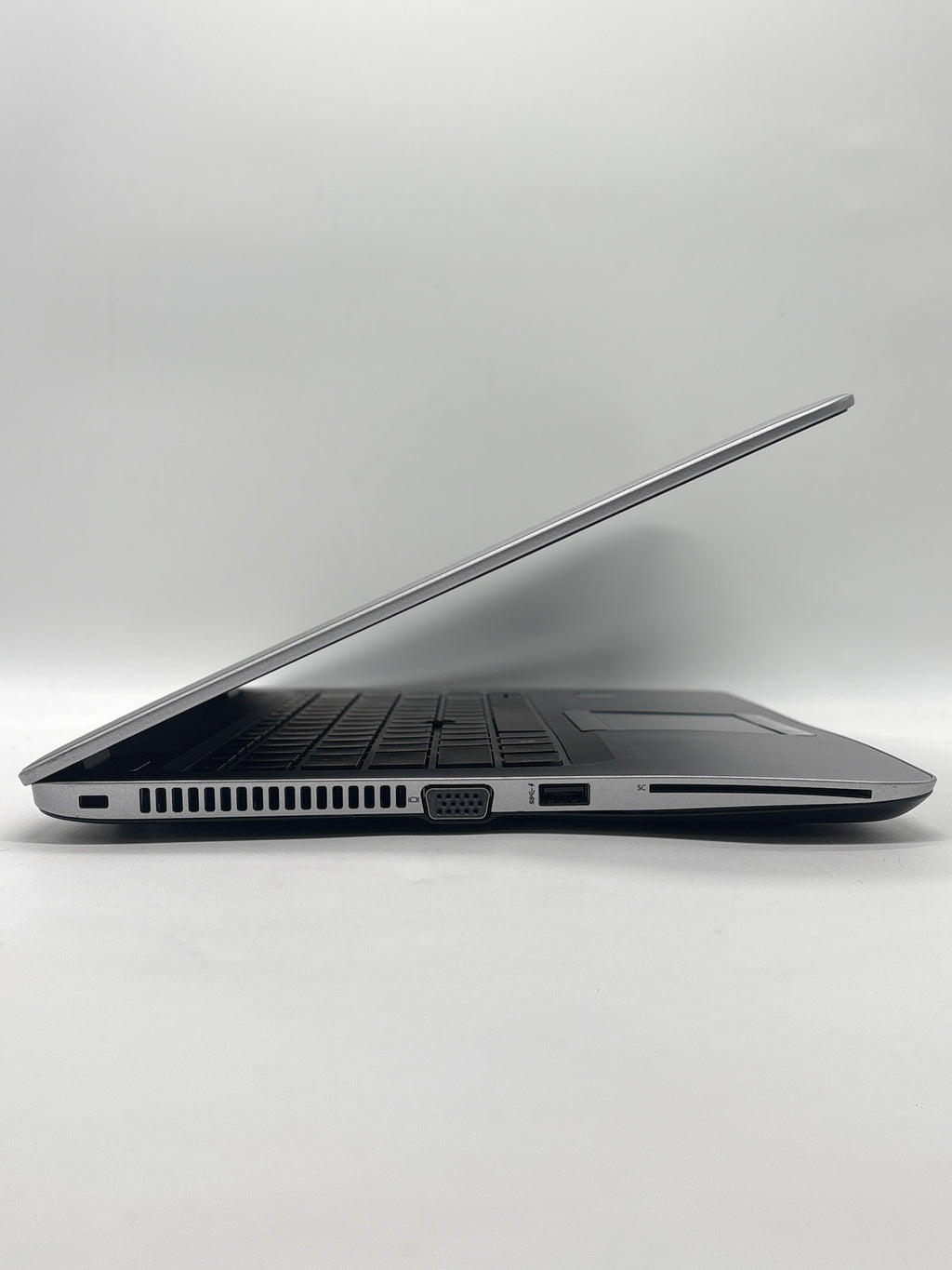 HP Elitebook 840 G4 Laptop i5-7300U 8GB RAM 512GB HDD - For Parts (Bad Battery)