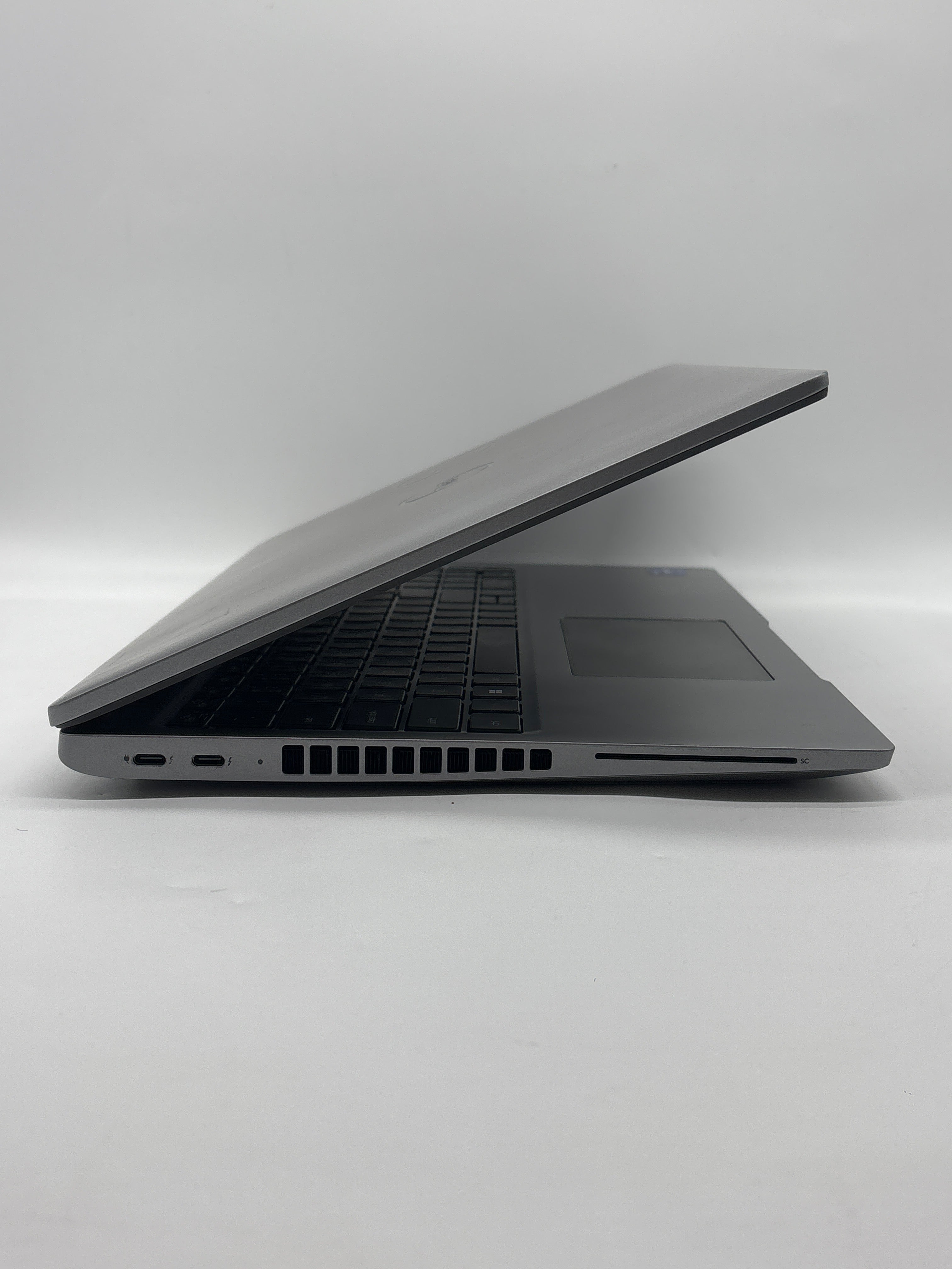 Dell Latitude 5540 i7-1370P 32GB RAM 1TB SSD - Remotely Managed