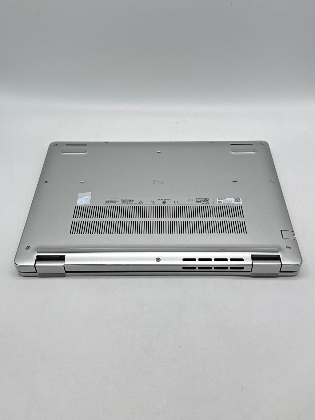 Dell Pro 14 PC14250 Core Ultra 5 235U 32GB RAM 256GB SSD - Used