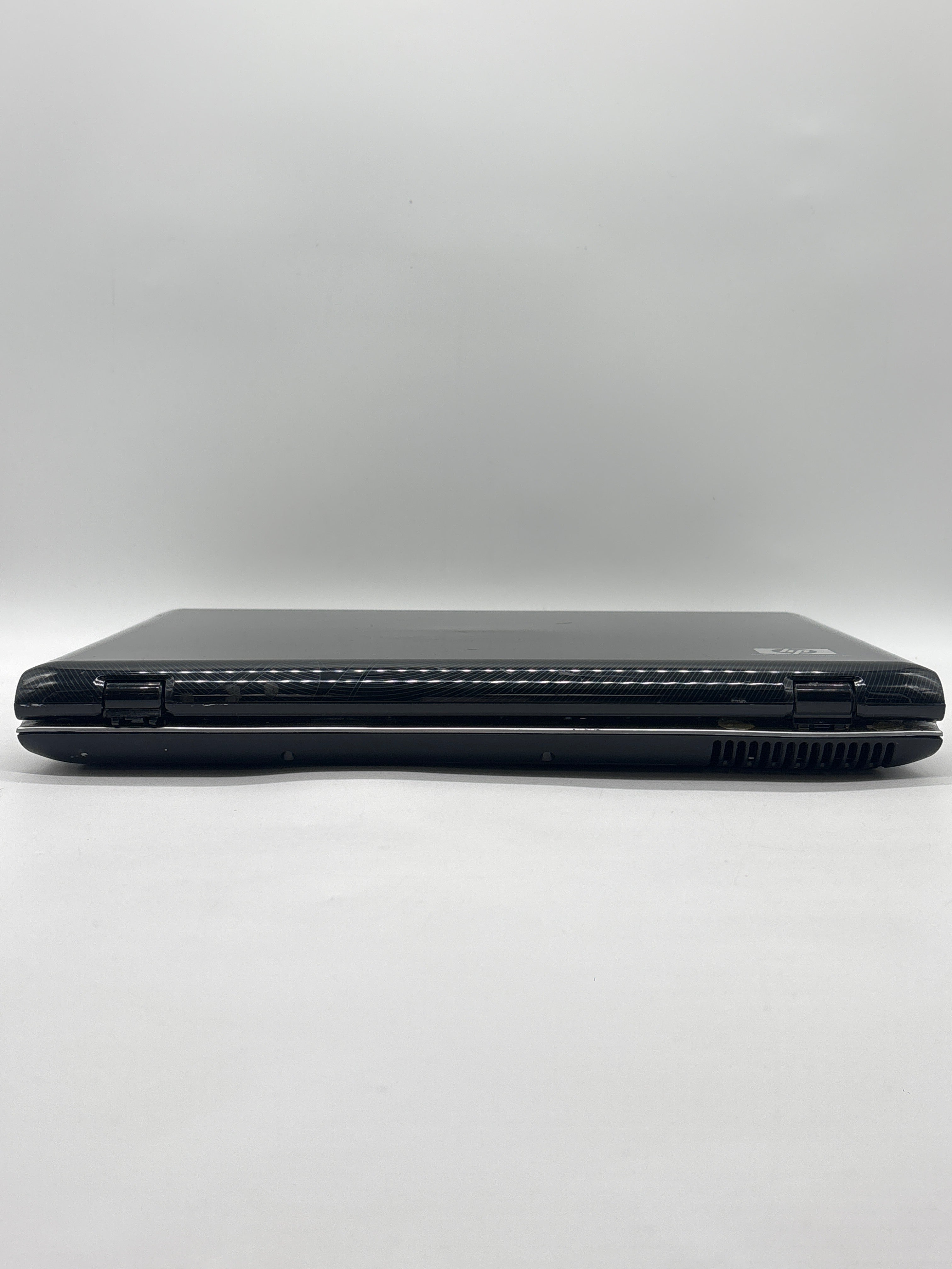 HP Pavillion dv2000 AMD Turion 64 X2 4GB RAM 500GB HDD