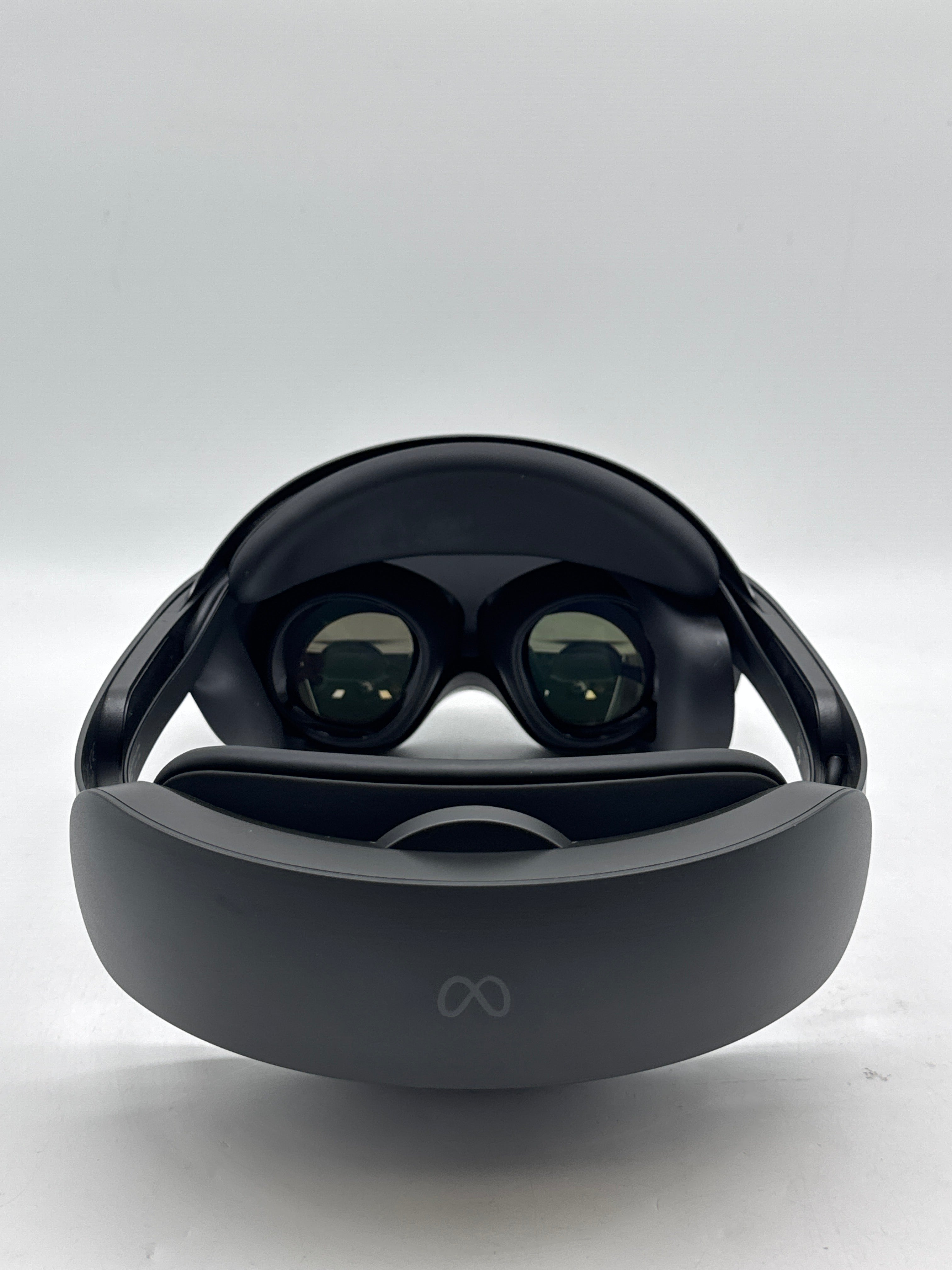 Meta Quest Pro VR Headset Black - Used With Box