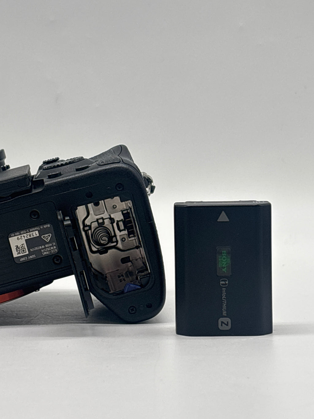 Sony Alpha 7R V ILCE-7RM5 61MP Full-Frame Mirrorless Camera Body - Used