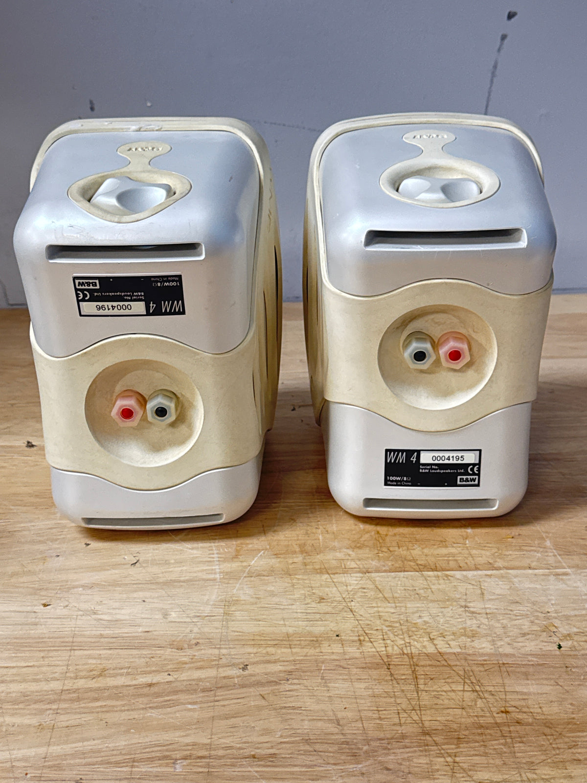 Bowers & Wilkins WM4 Indoor/Outdoor Speaker 25-90W Wired White - Used
