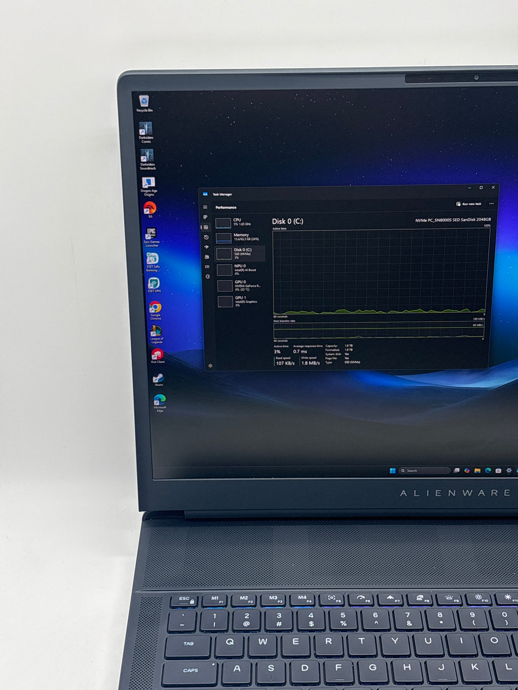 Dell Alienware 18 Area 51 Ultra 9 275HX 64GB RAM 2TB SSD RTX 5090 - Warranty