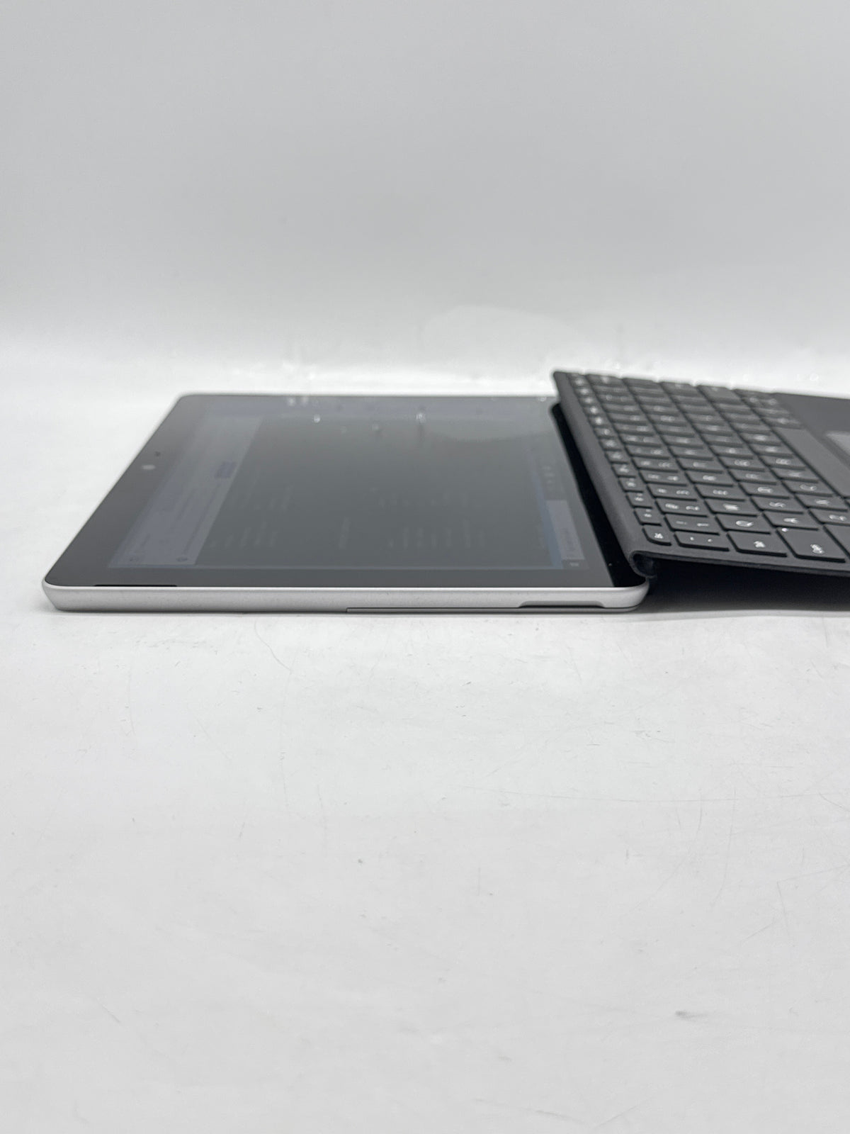 Microsoft Surface Go 1824 Intel Pentium 4415Y 8GB RAM 128GB SSD Wi-Fi - Used
