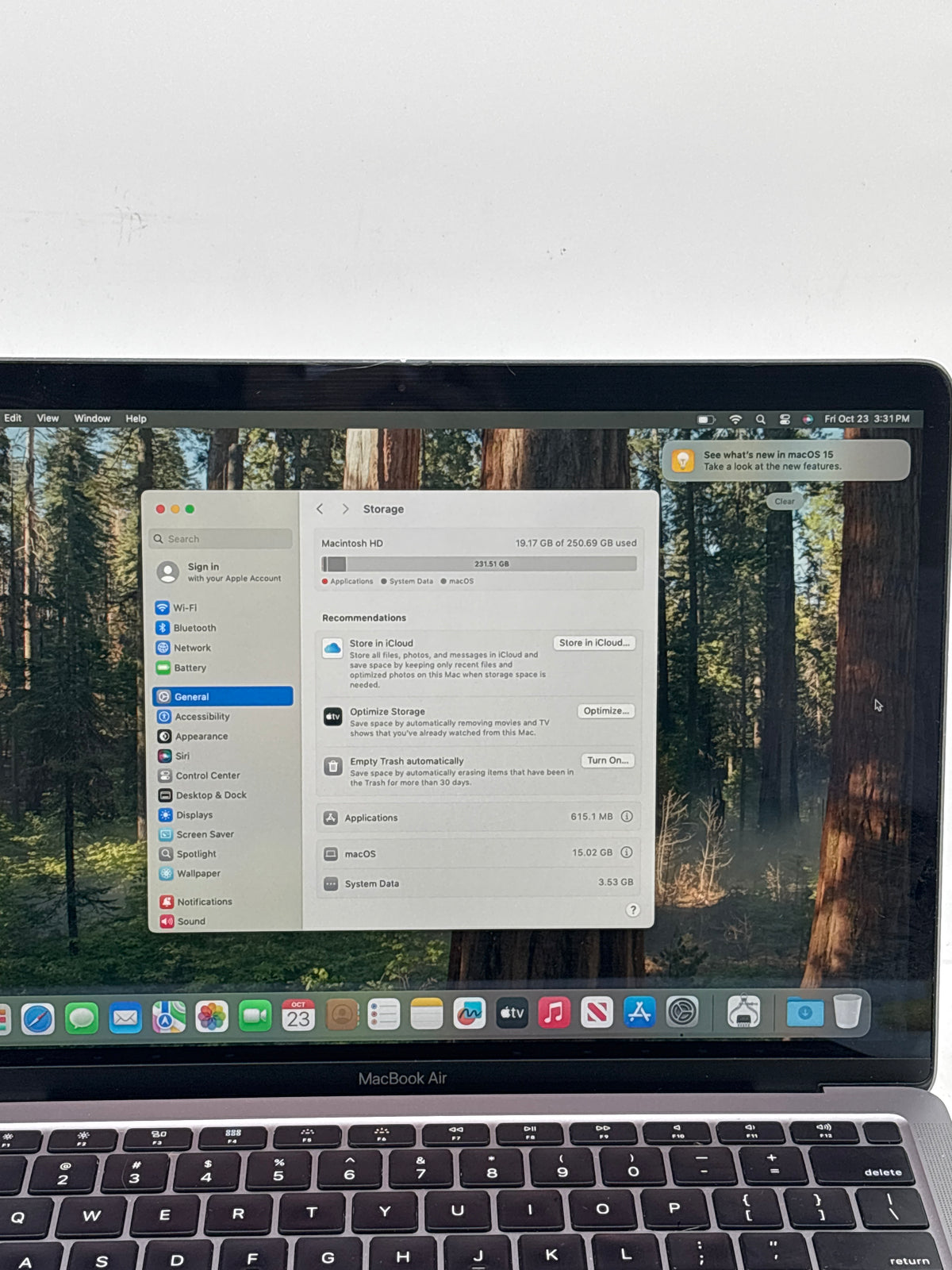 Apple MacBook Air 13in A2179 Core i3 8GB RAM 256GB SSD Space Gray - Used