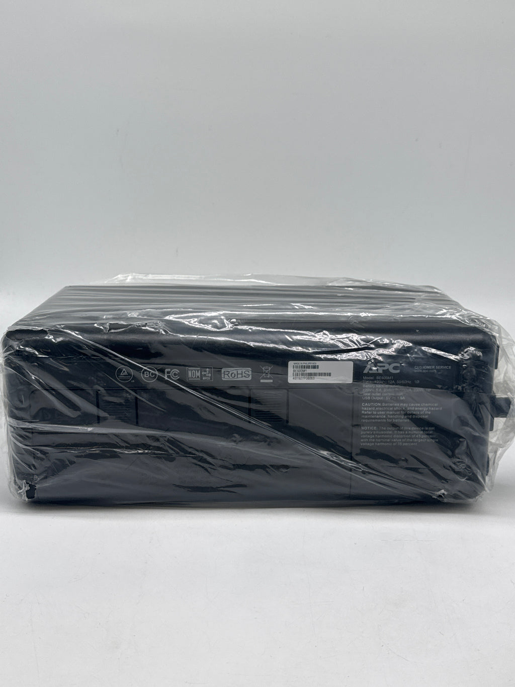 APC Back-UPS BE600M1 600 VA 330W New open box