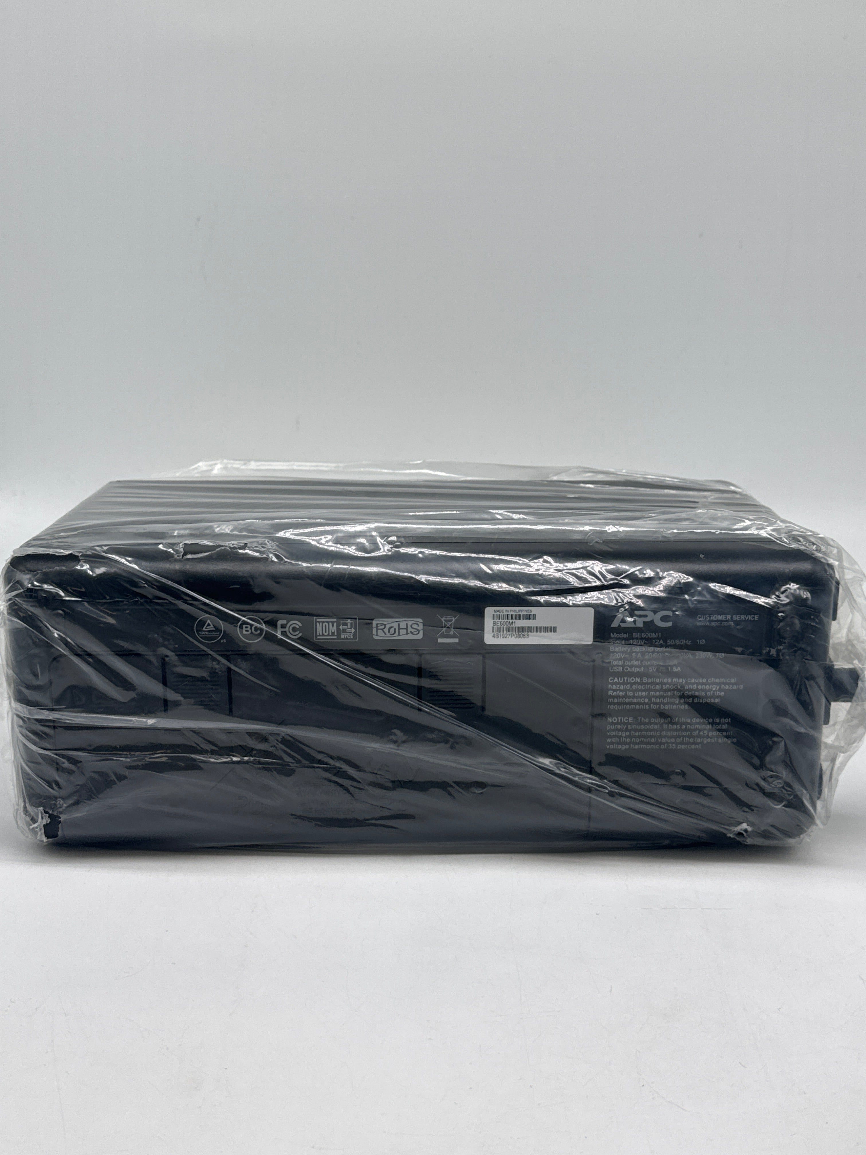 APC Back-UPS BE600M1 600 VA 330W New open box