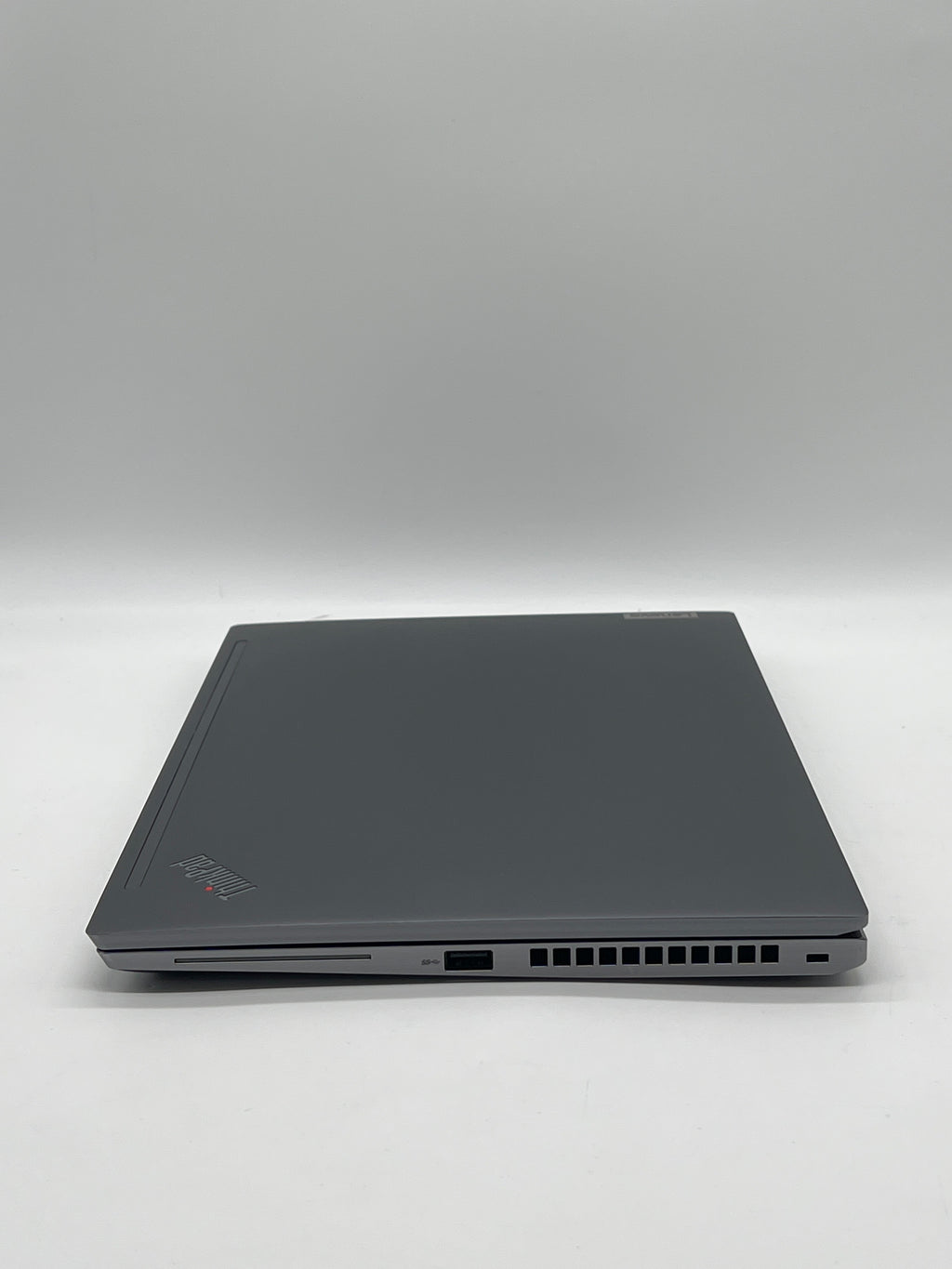 Lenovo ThinkPad X13 Gen 2 14 Inch i5-1185G7 16GB RAM 256GB SSD Gray Used