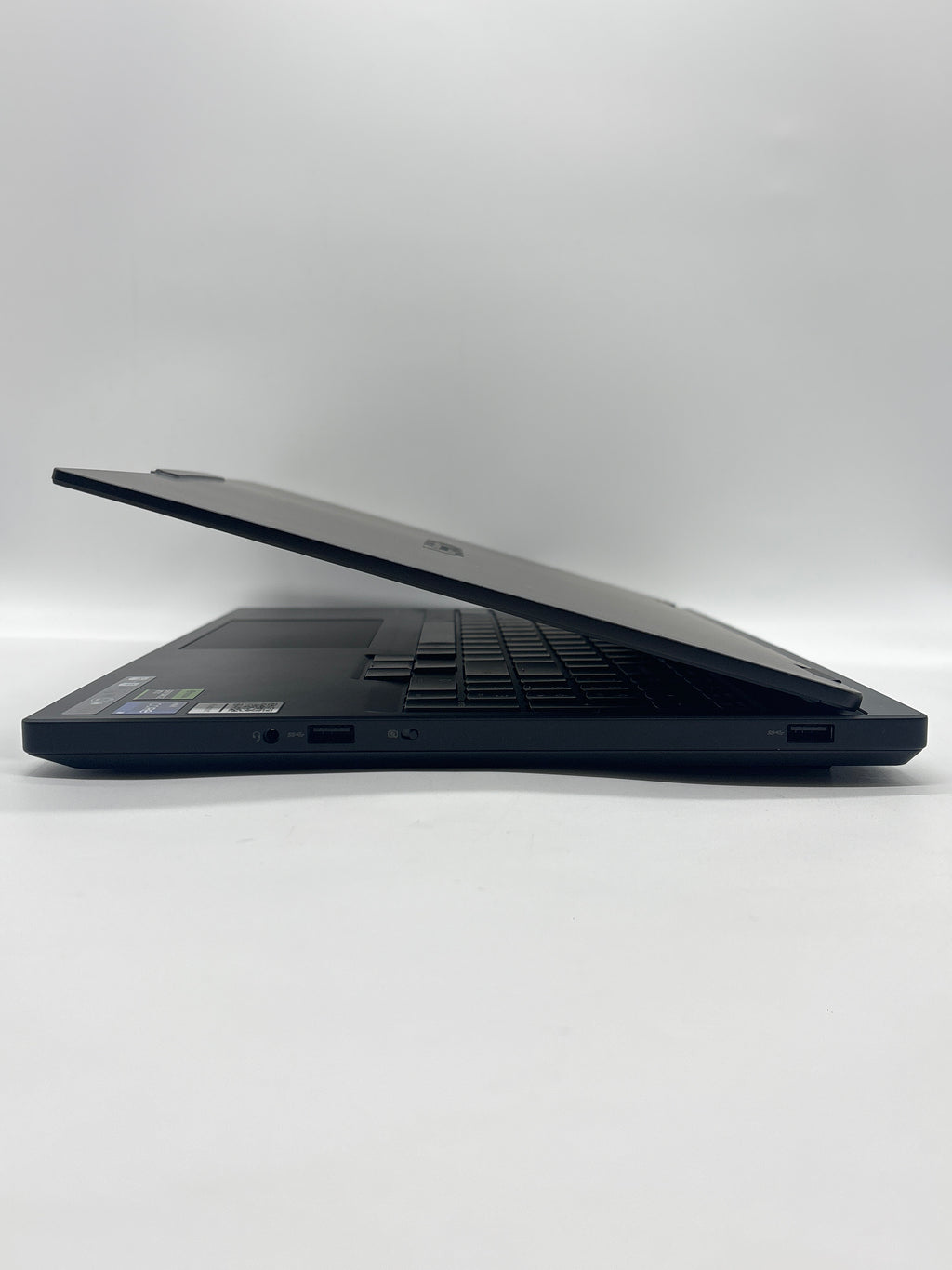 Lenovo Legion 5 15IRX10 i9-14900HX 32 GB RAM 1 TB SSD RTX 5070