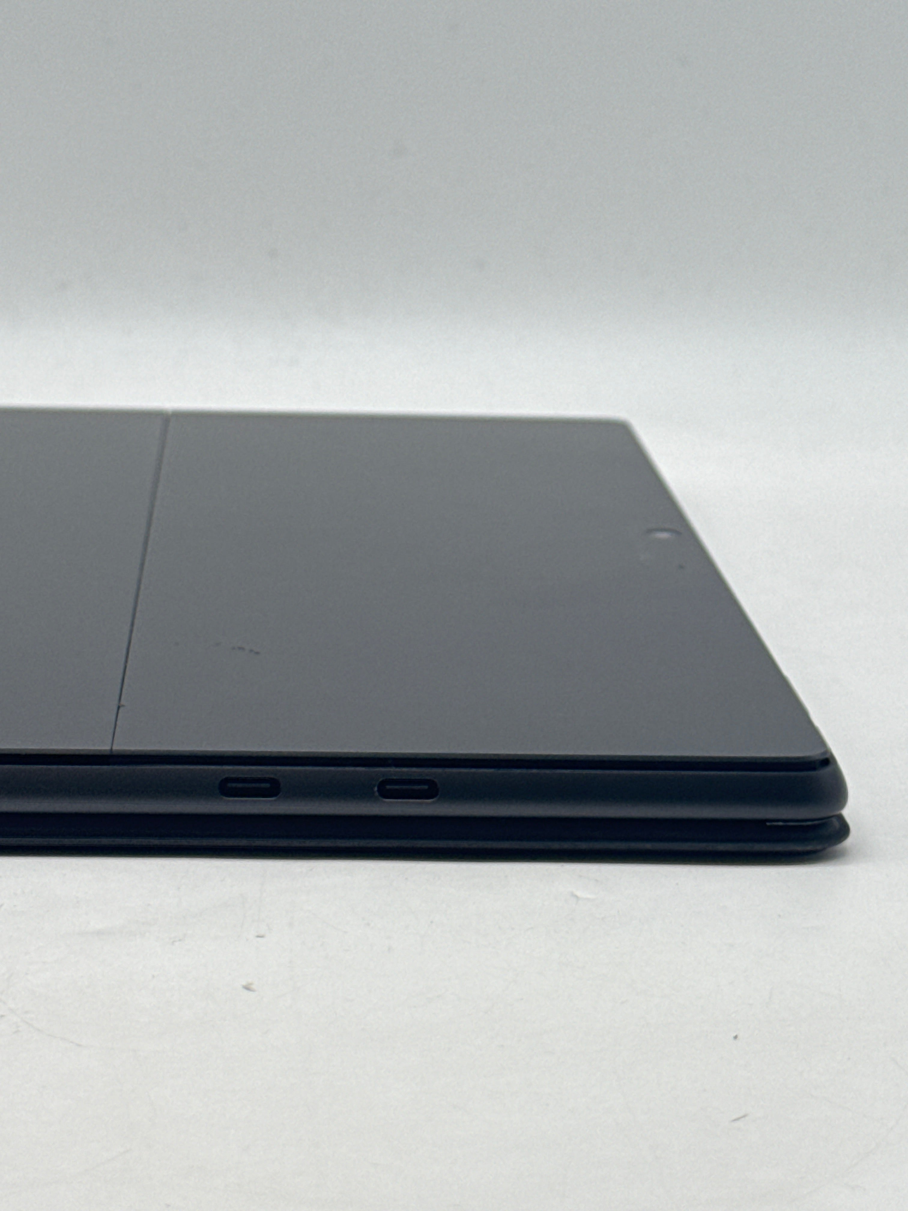 Microsoft Surface Pro 9 13" i5-1245U 8GB 256GB SSD Remotely Managed - For Parts